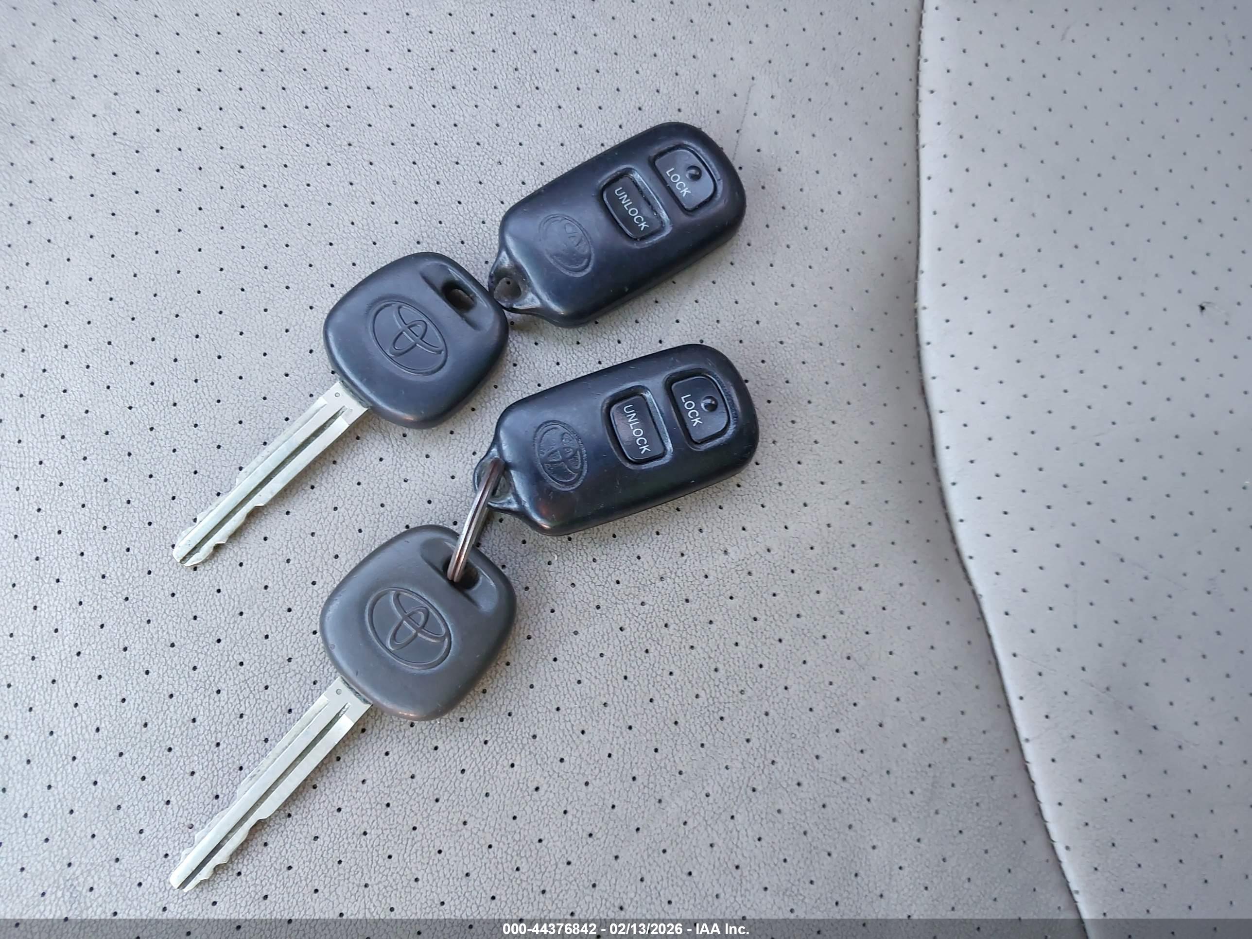 TOYOTA HIGHLANDER image 11