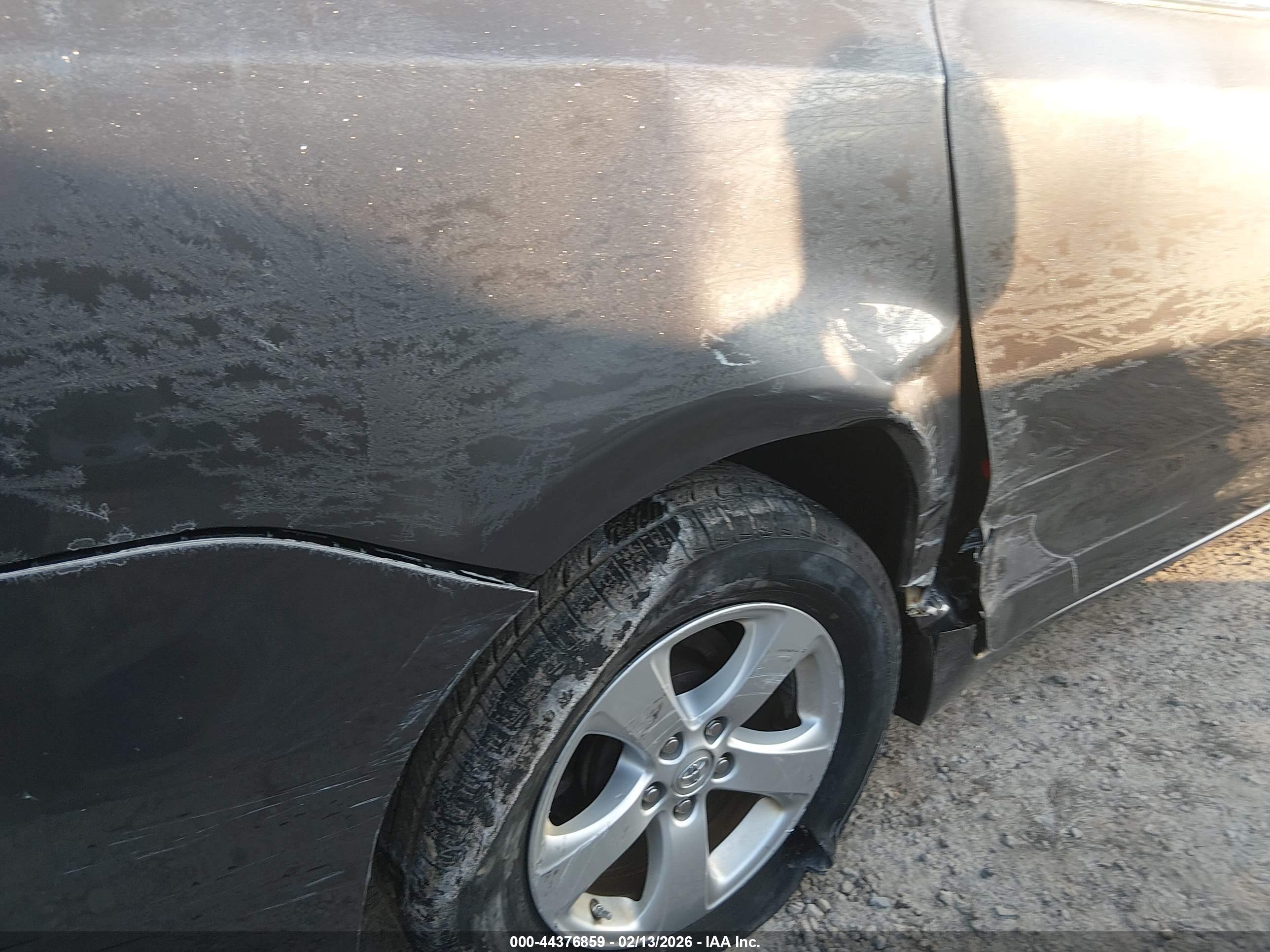 TOYOTA SIENNA image 6