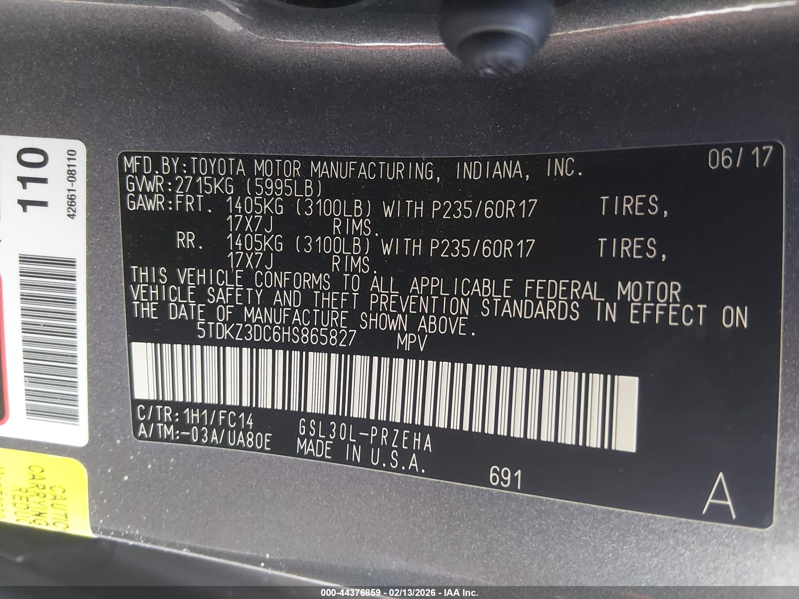 TOYOTA SIENNA image 9