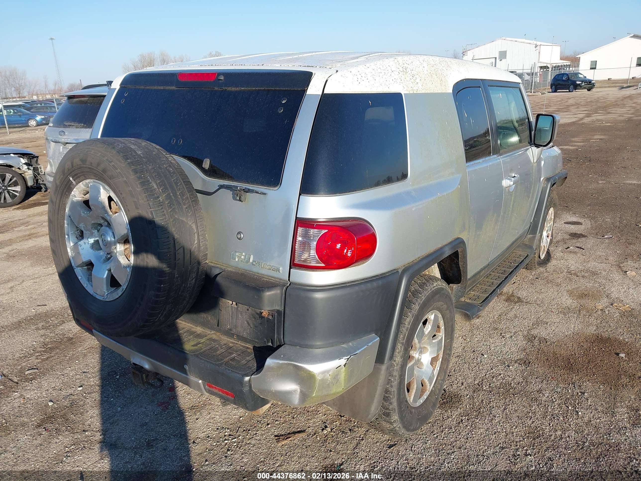 TOYOTA FJ image 4