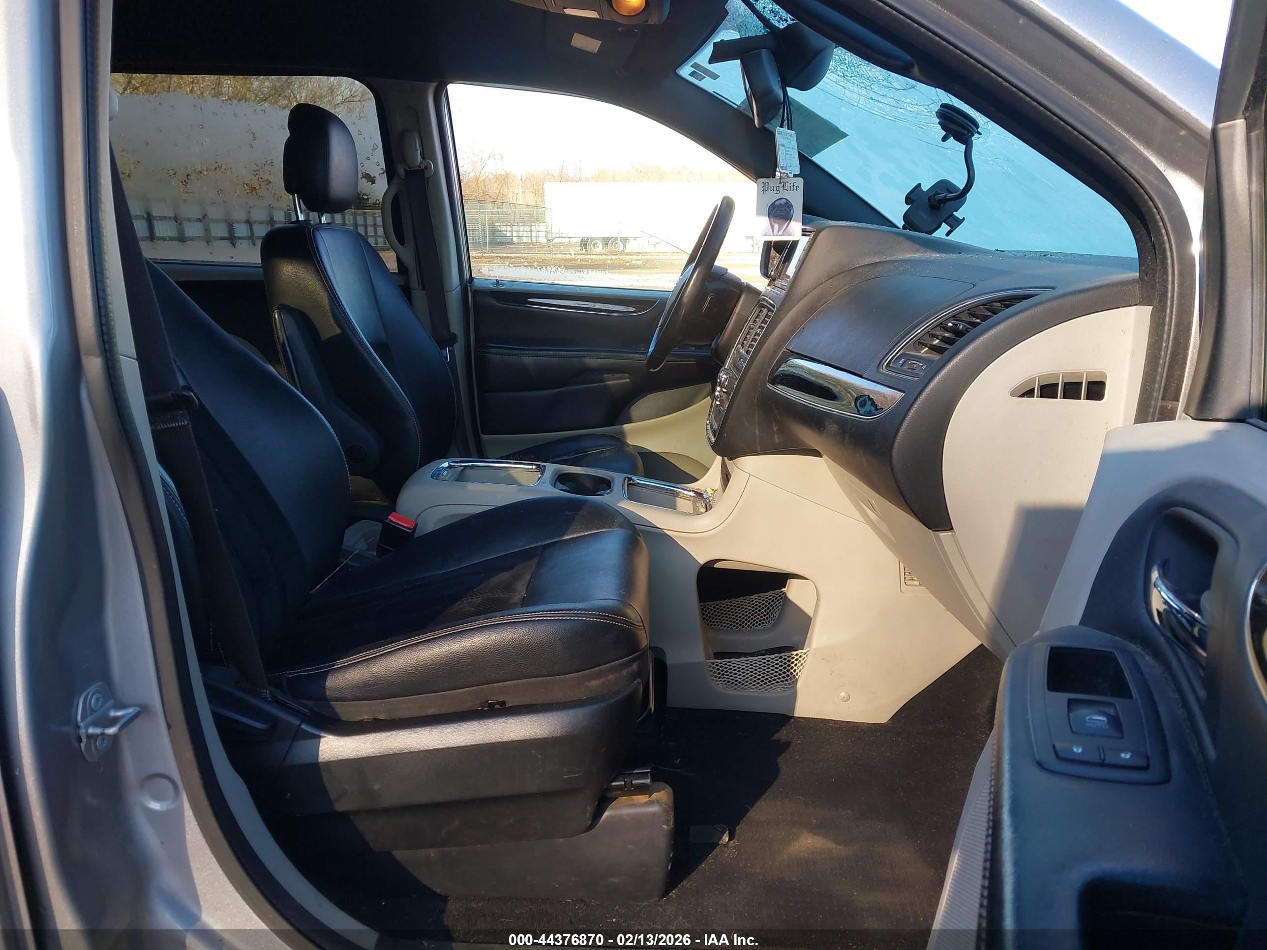 DODGE GRAND image 5