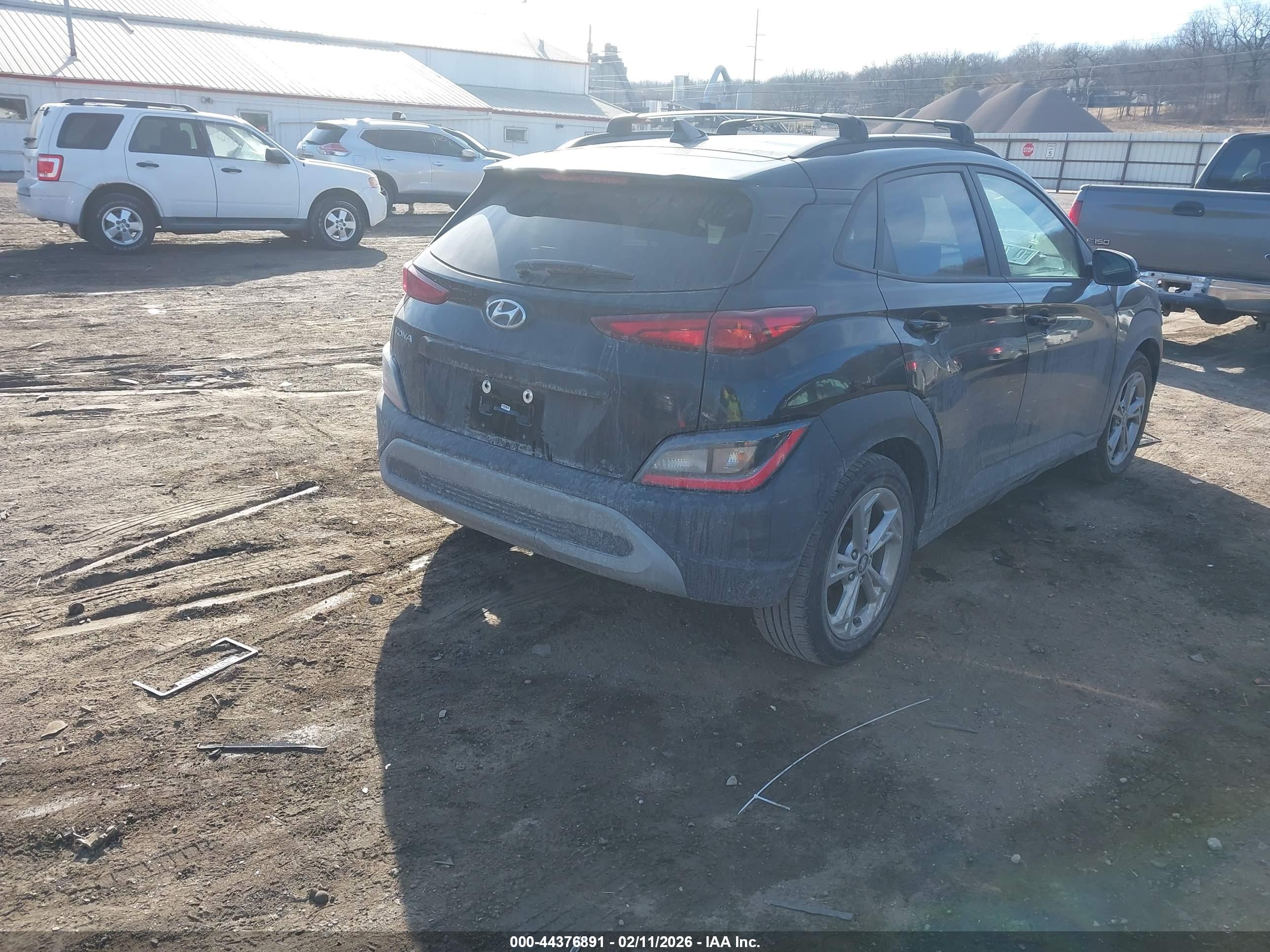 HYUNDAI KONA image 4