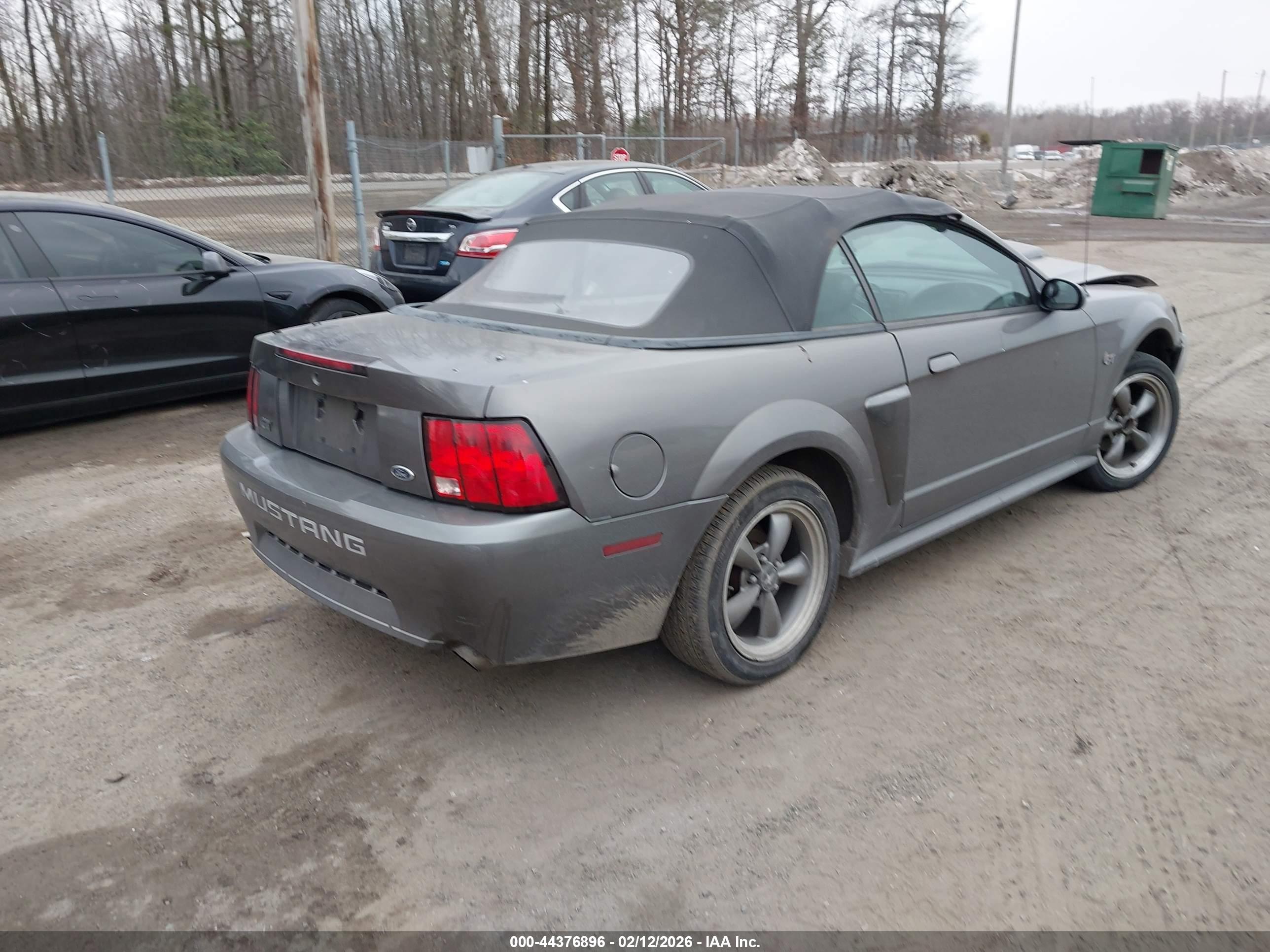 FORD MUSTANG image 4