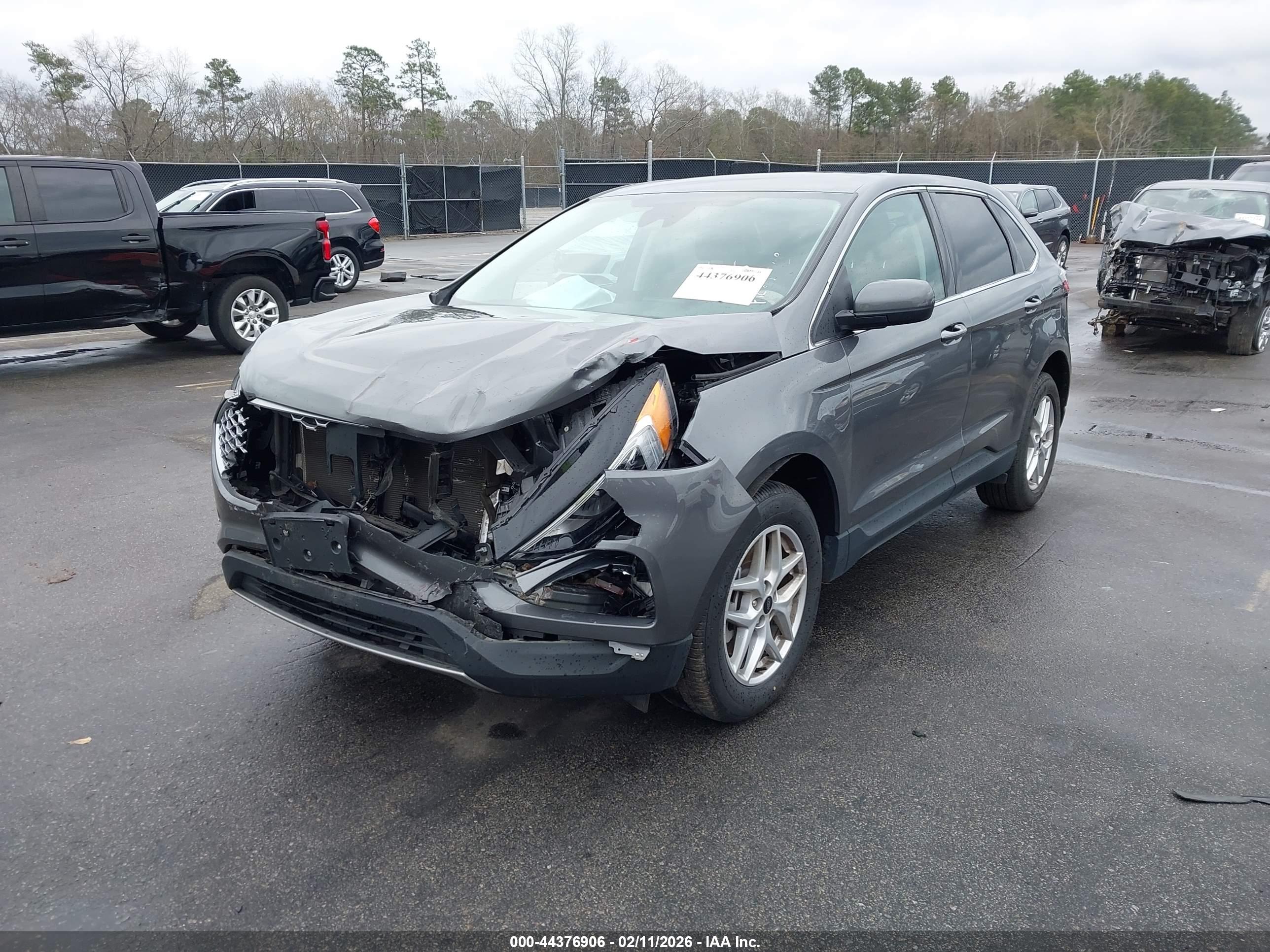 FORD EDGE image 2