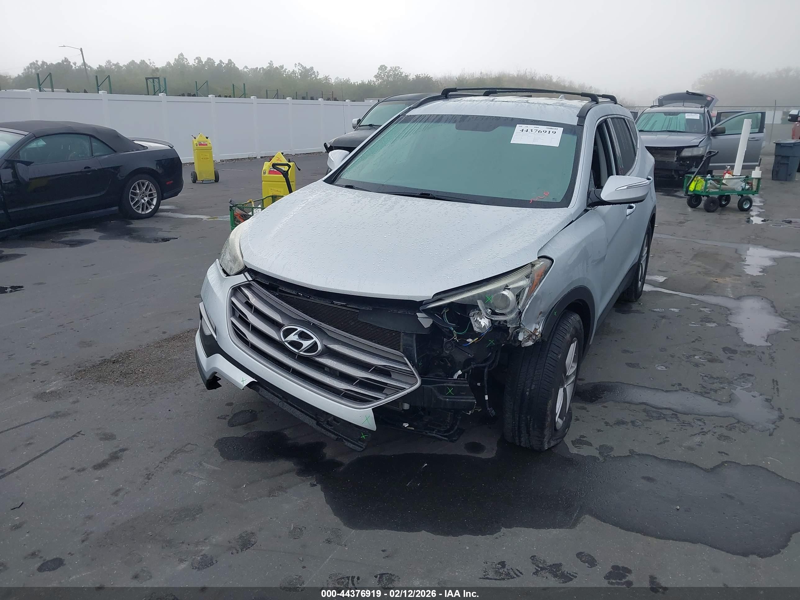 HYUNDAI SANTA image 2