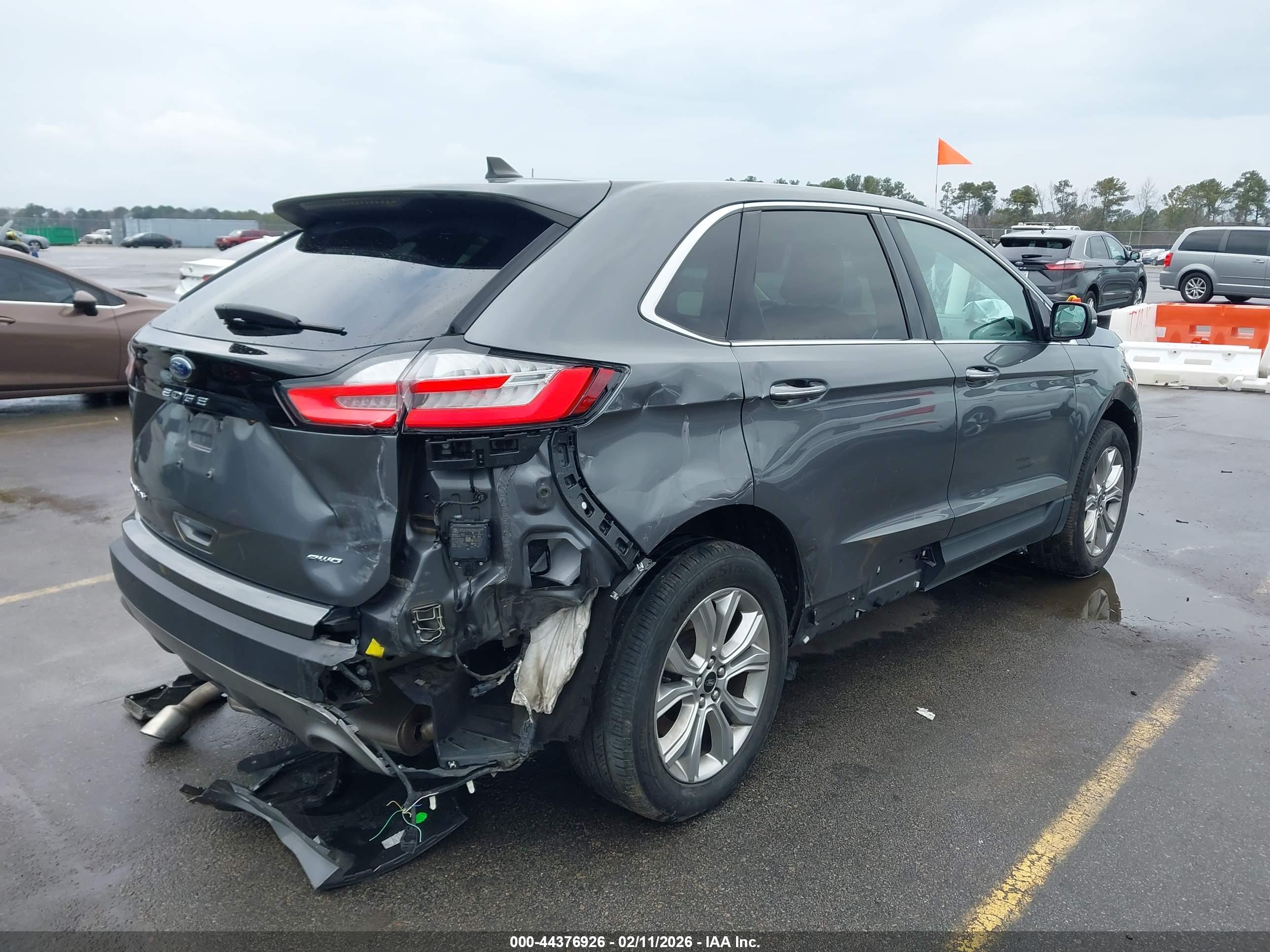 FORD EDGE image 4