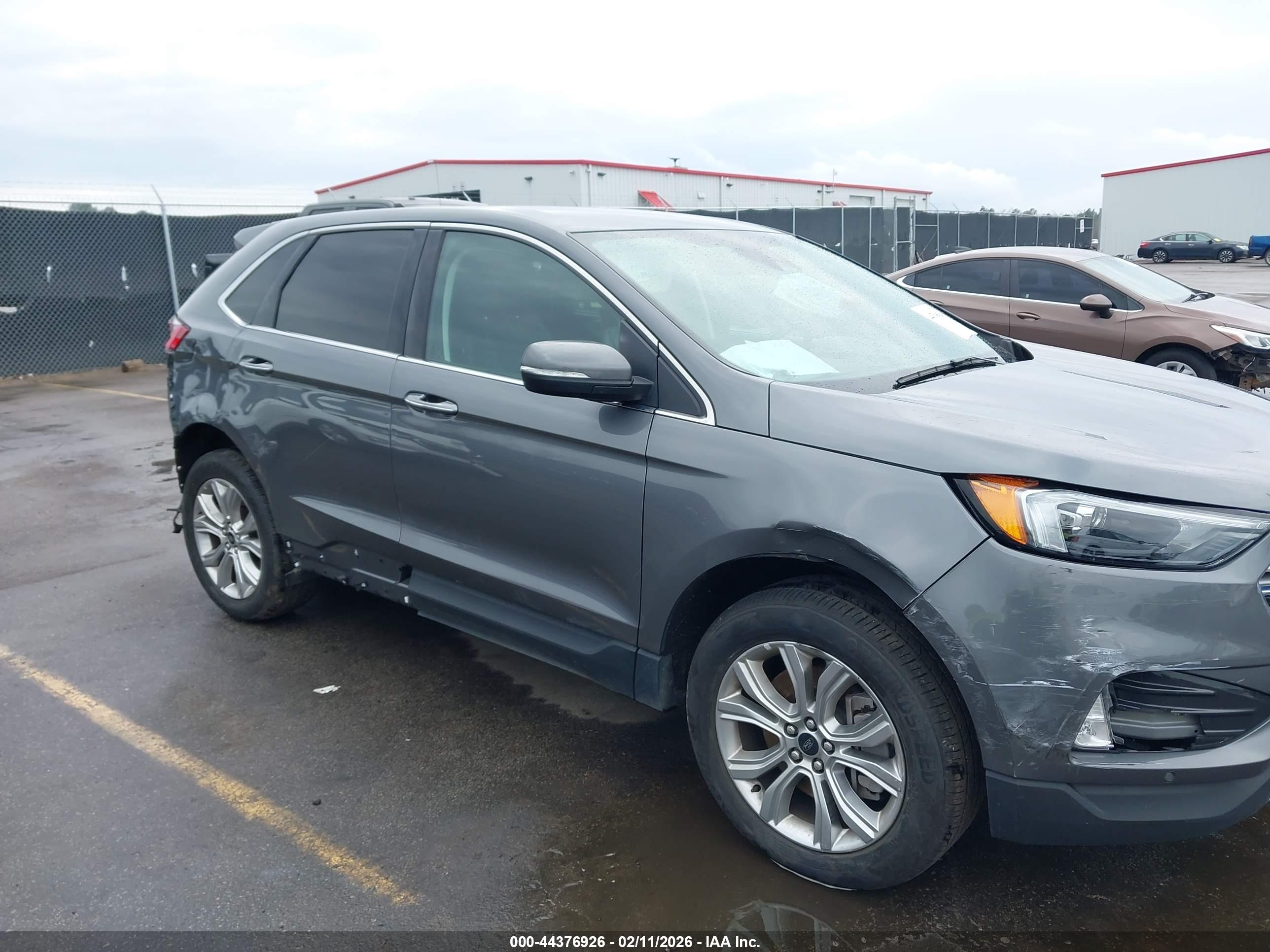 FORD EDGE image 6
