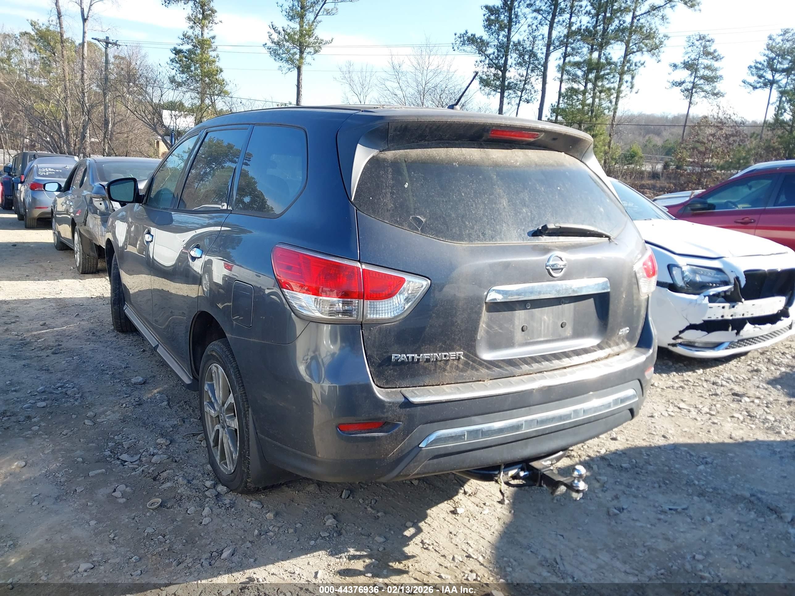 NISSAN PATHFINDER image 3