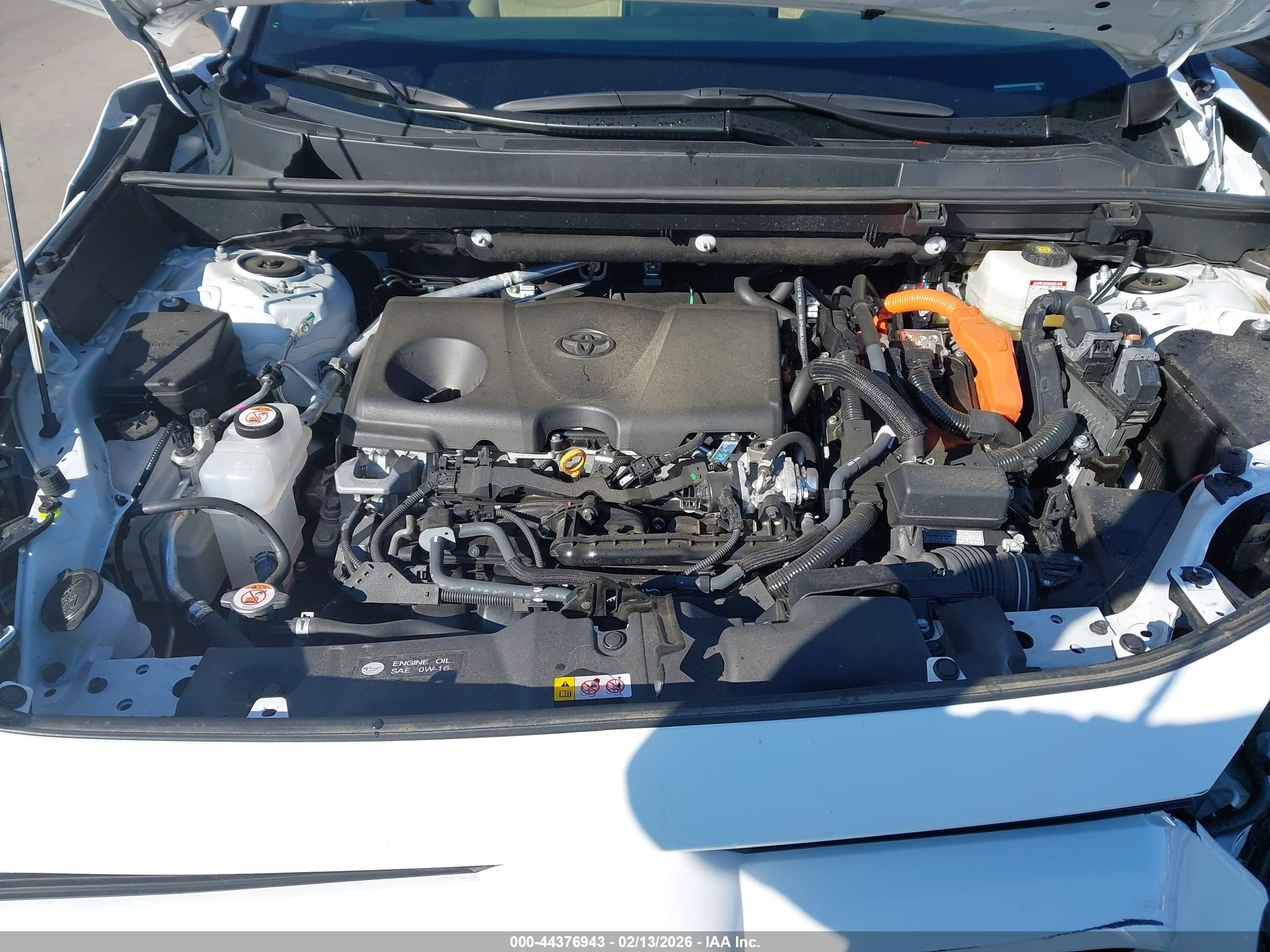 TOYOTA RAV4 image 10
