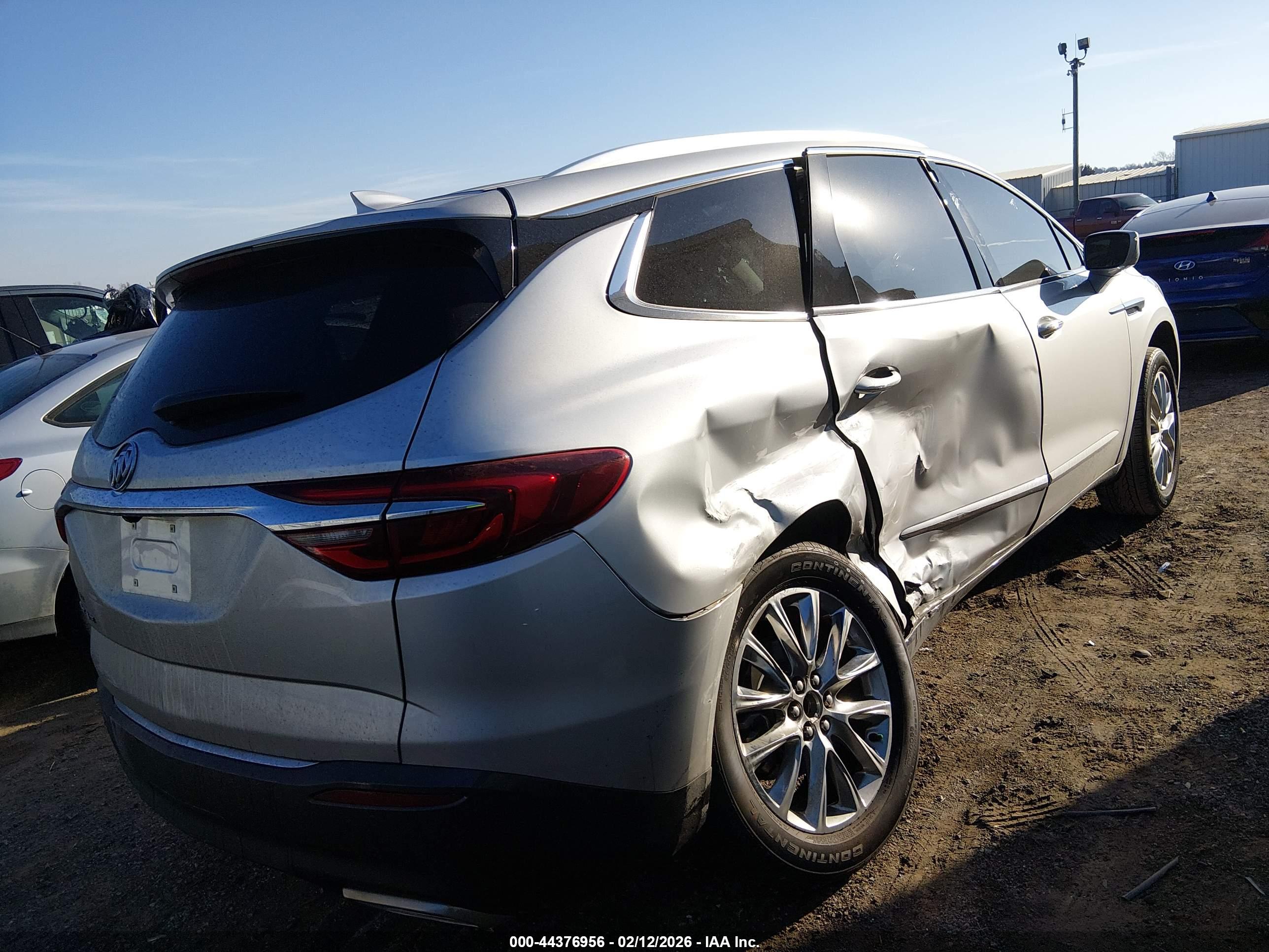 BUICK ENCLAVE image 4