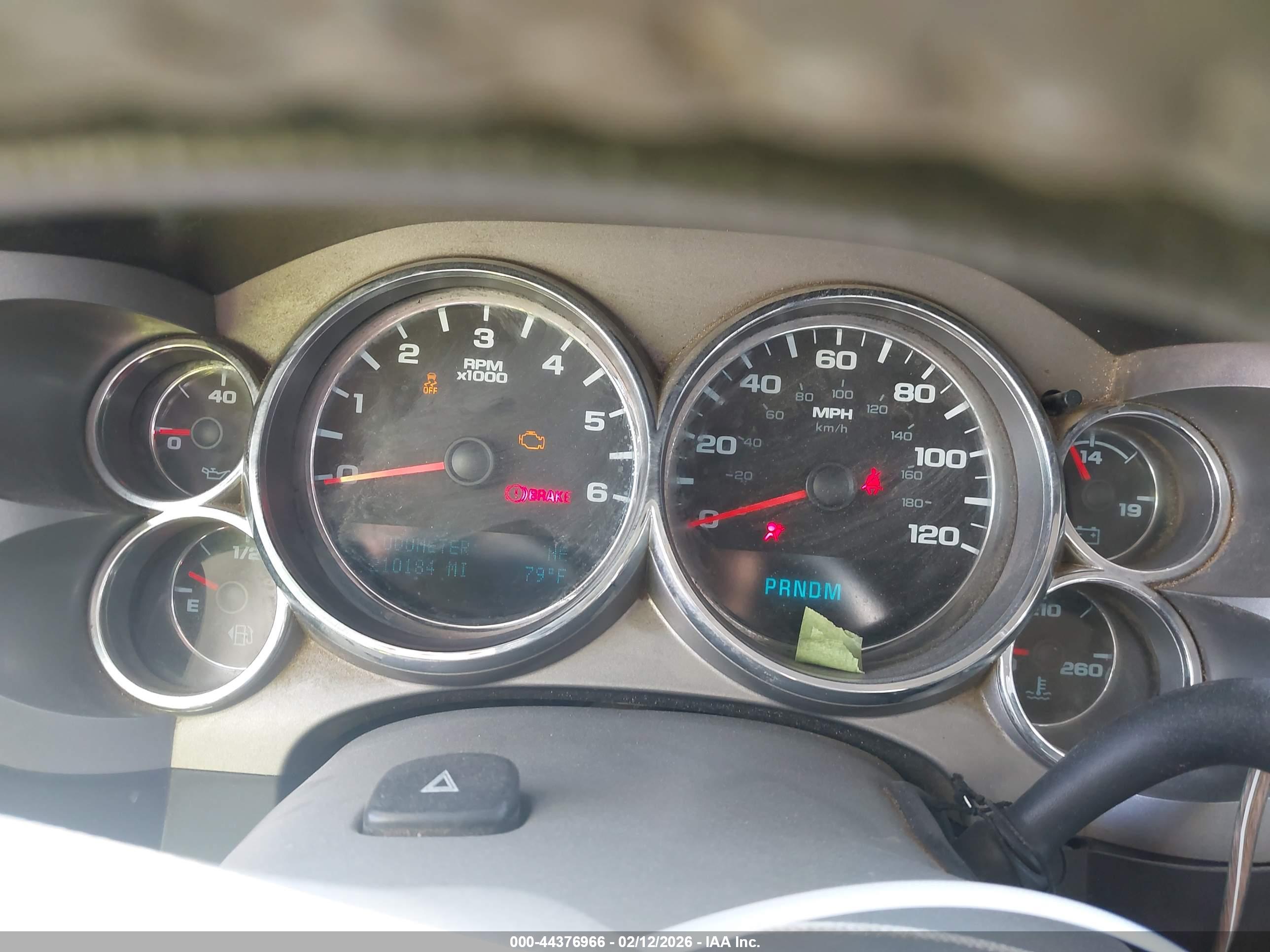 CHEVROLET SILVERADO image 7