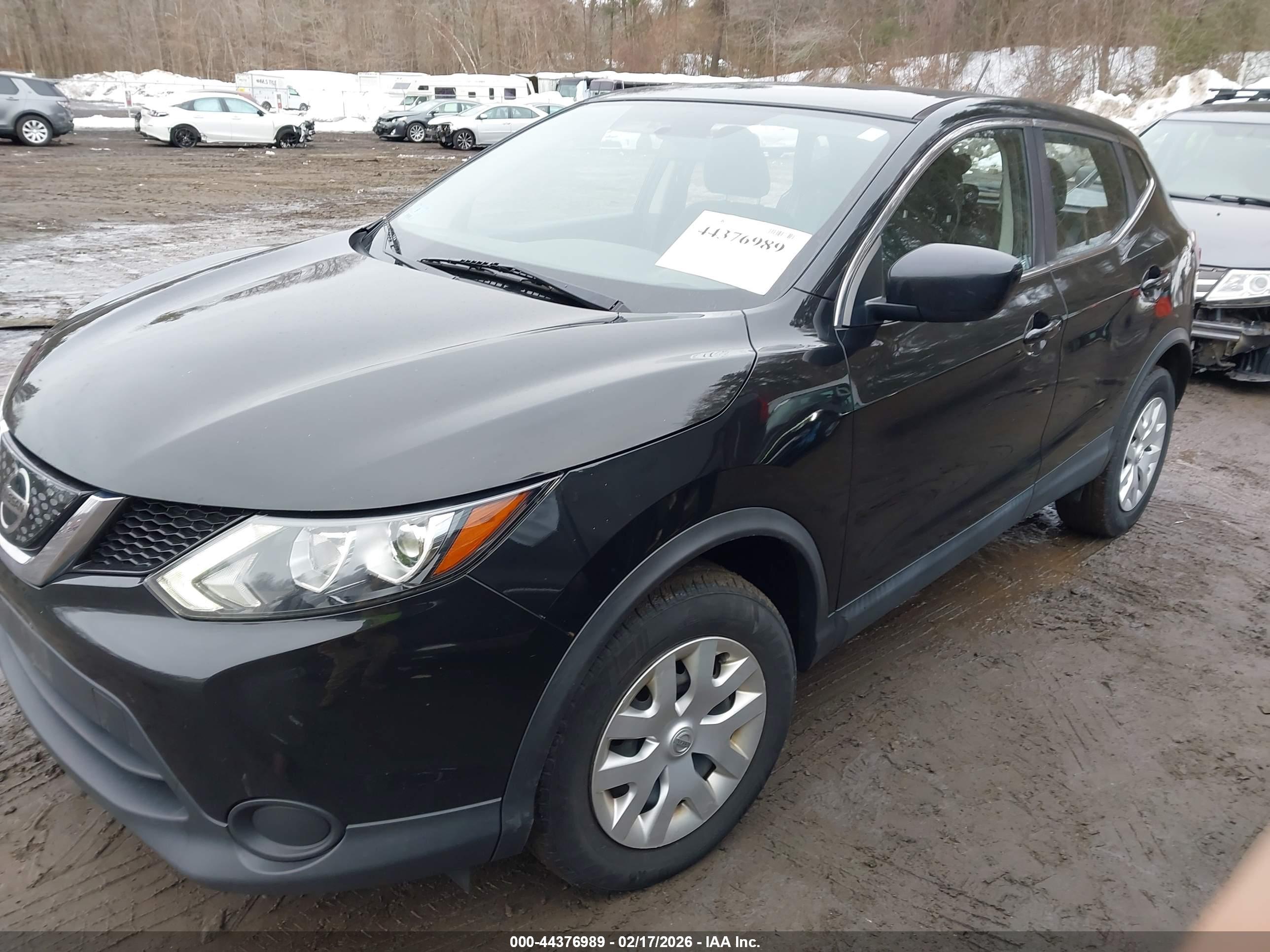 NISSAN ROGUE image 2