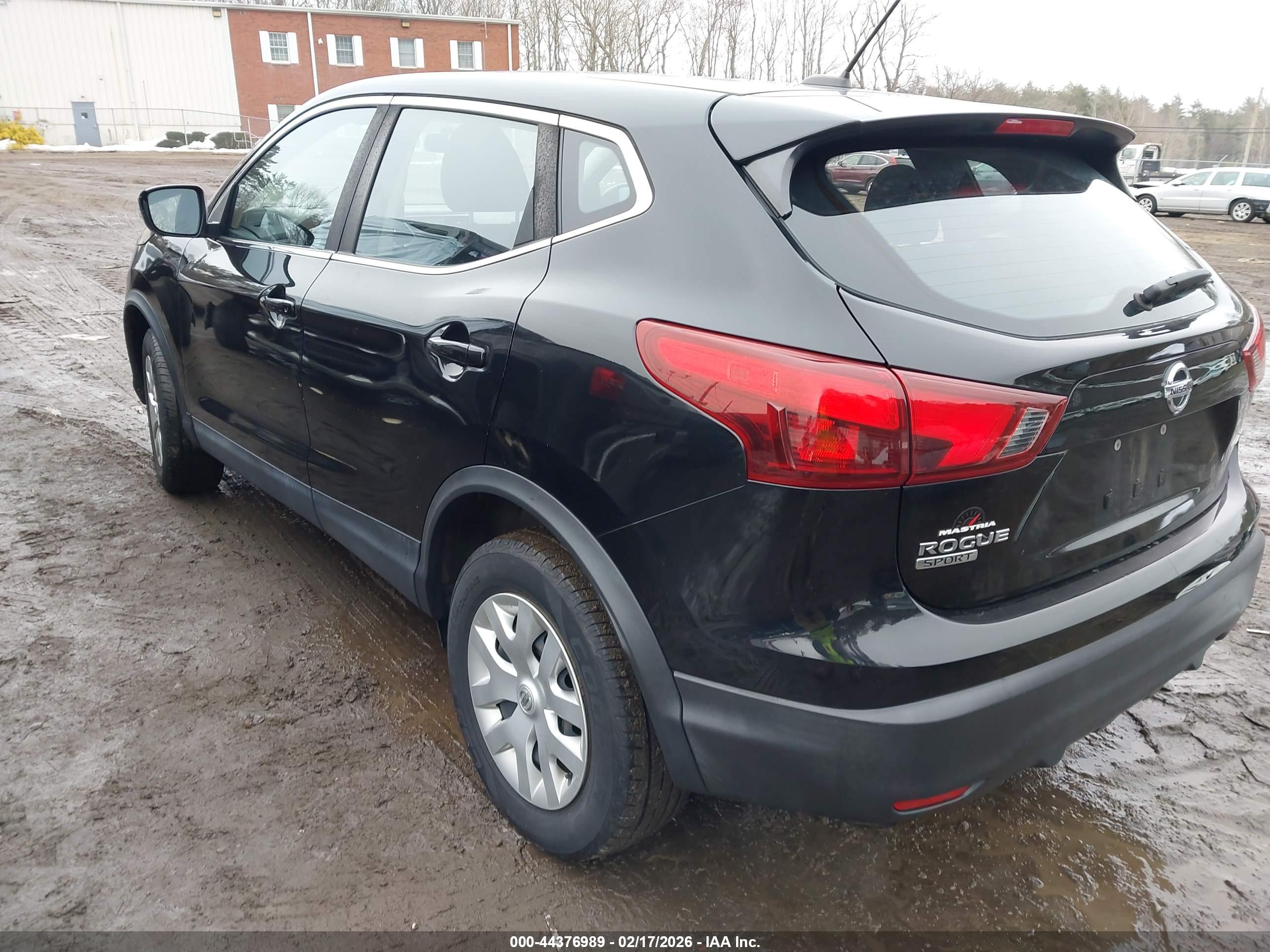 NISSAN ROGUE image 3
