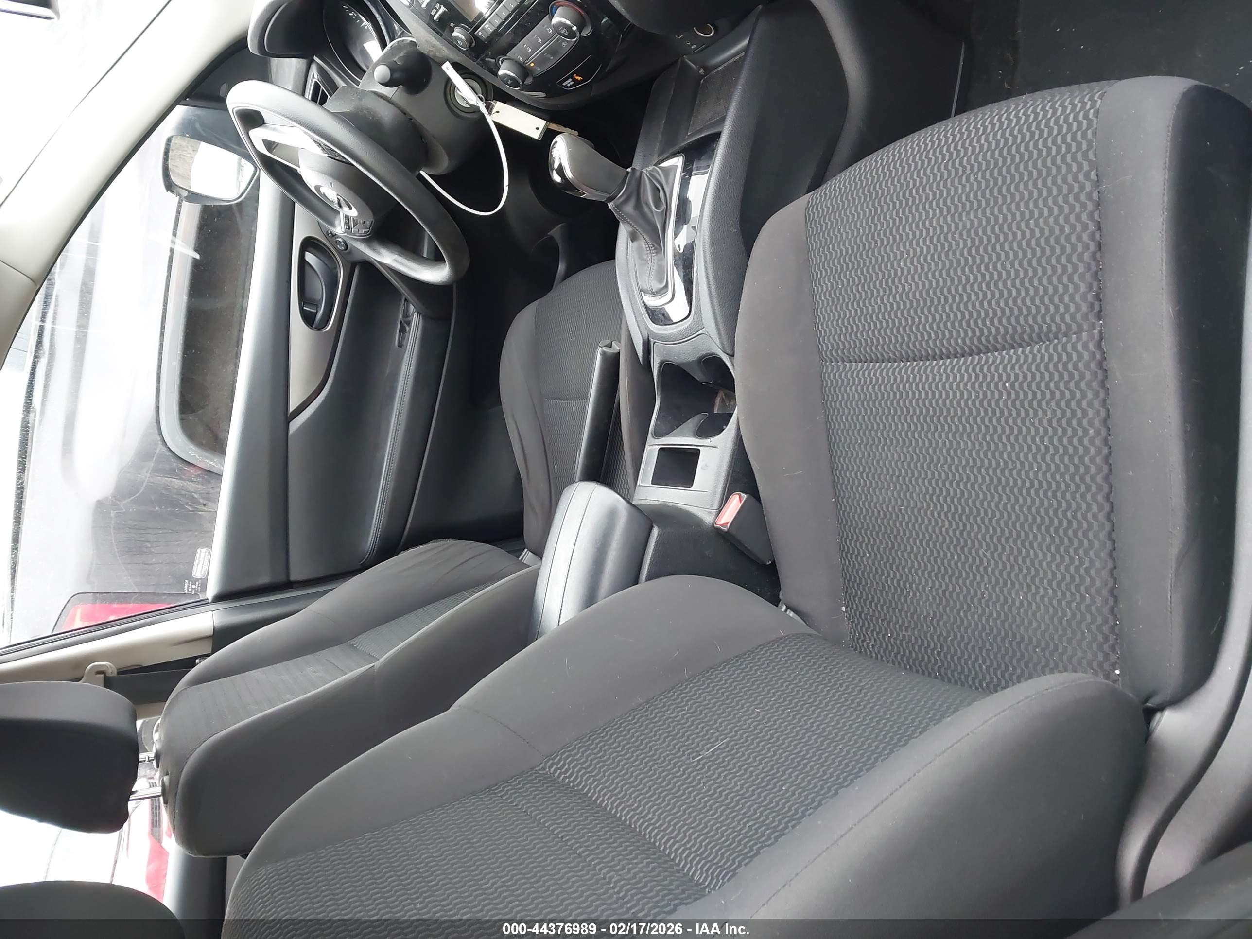 NISSAN ROGUE image 5