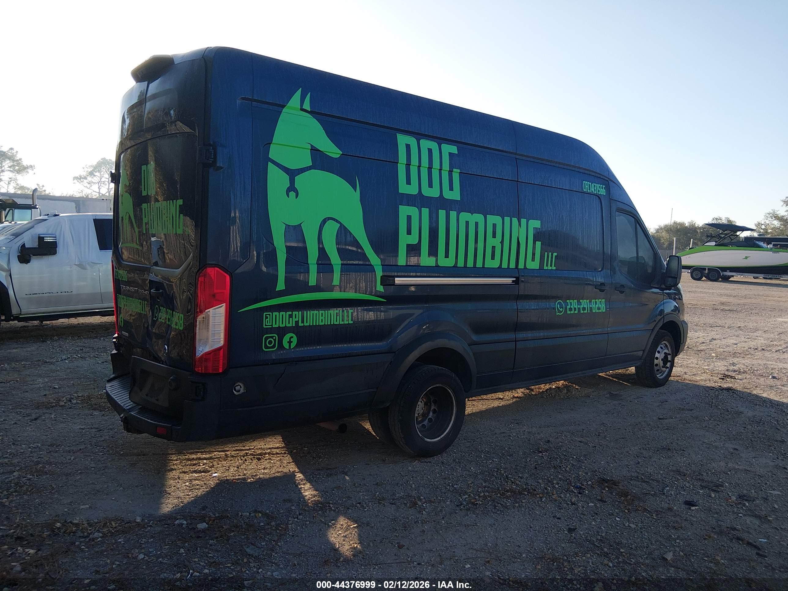FORD TRANSIT-350 image 4