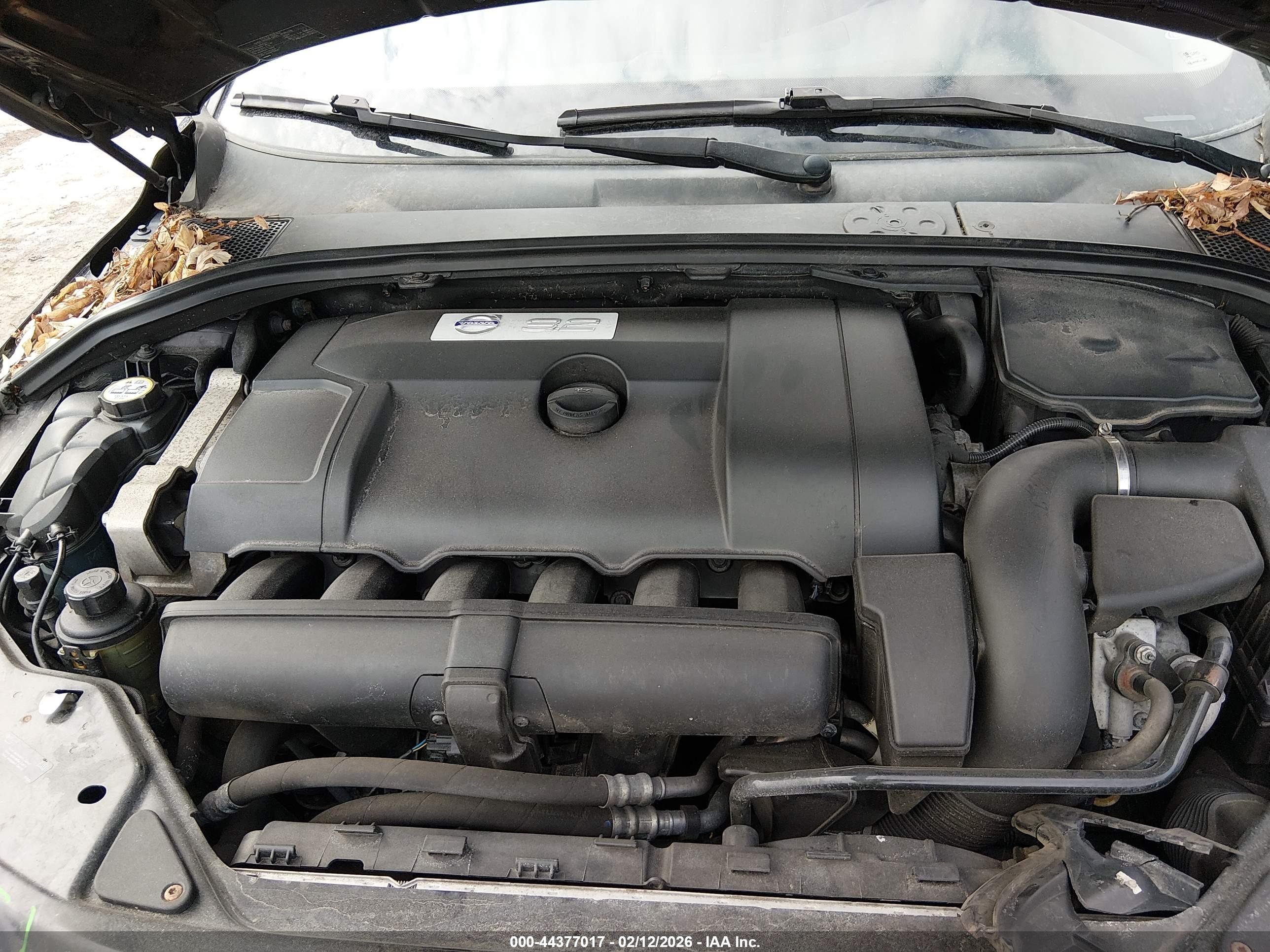 VOLVO S80 image 10