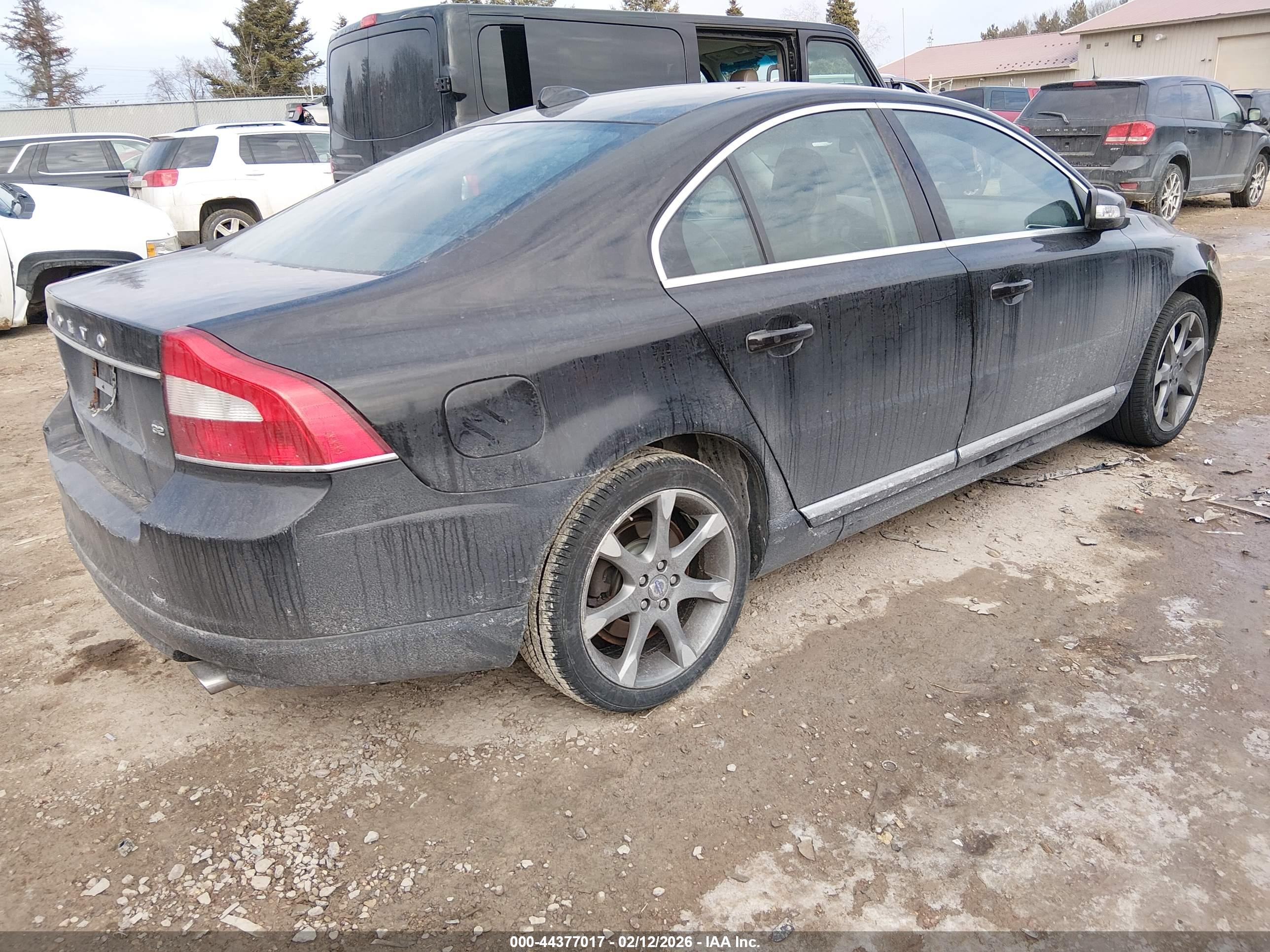 VOLVO S80 image 4