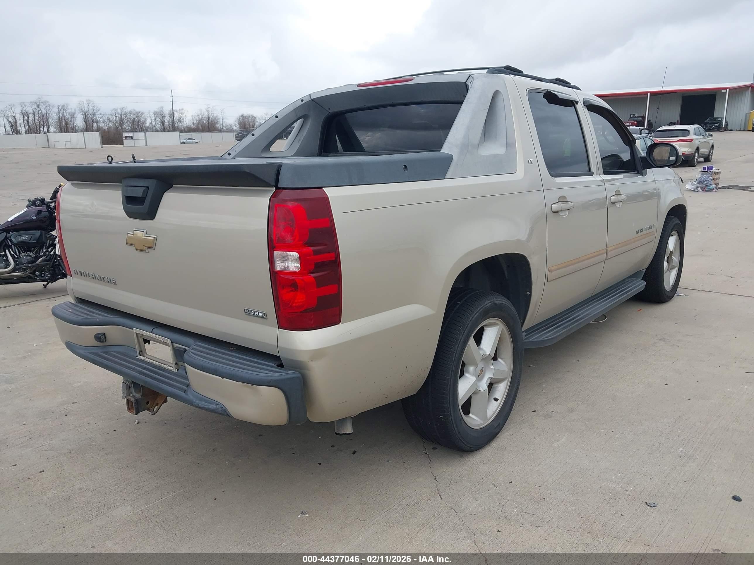 CHEVROLET AVALANCHE image 4