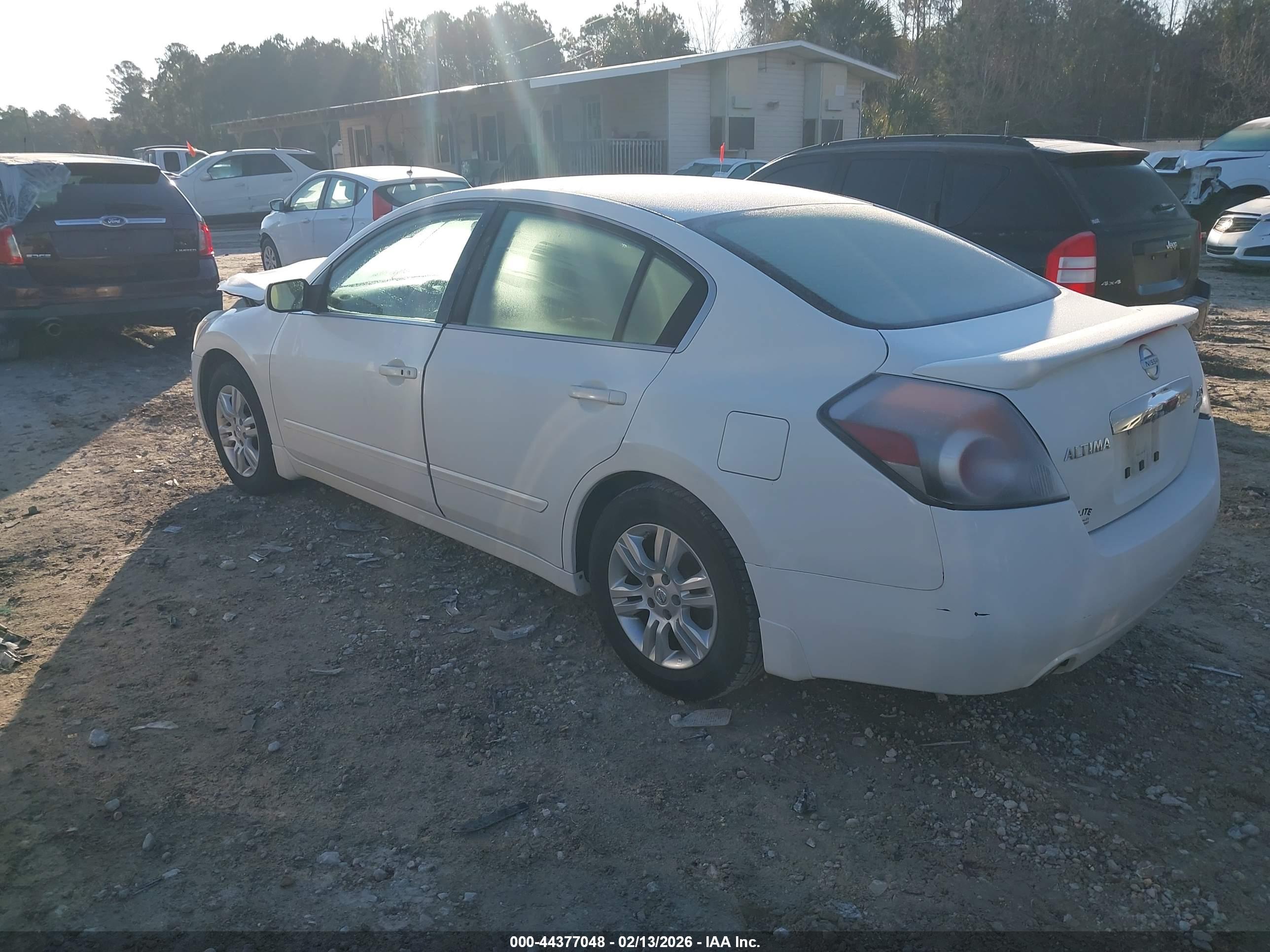NISSAN ALTIMA image 3