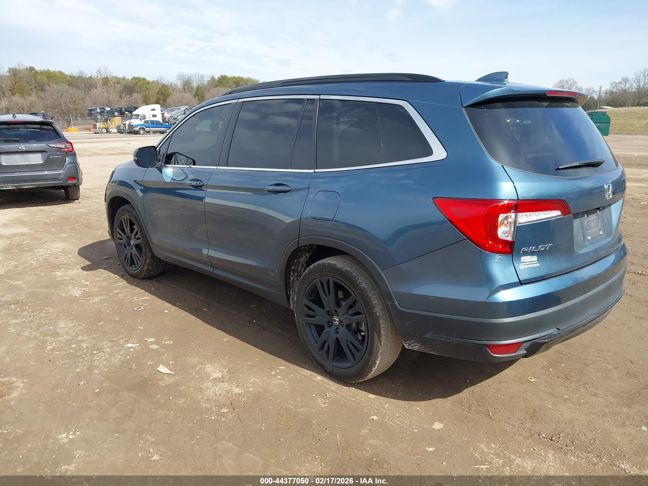 HONDA PILOT image 3