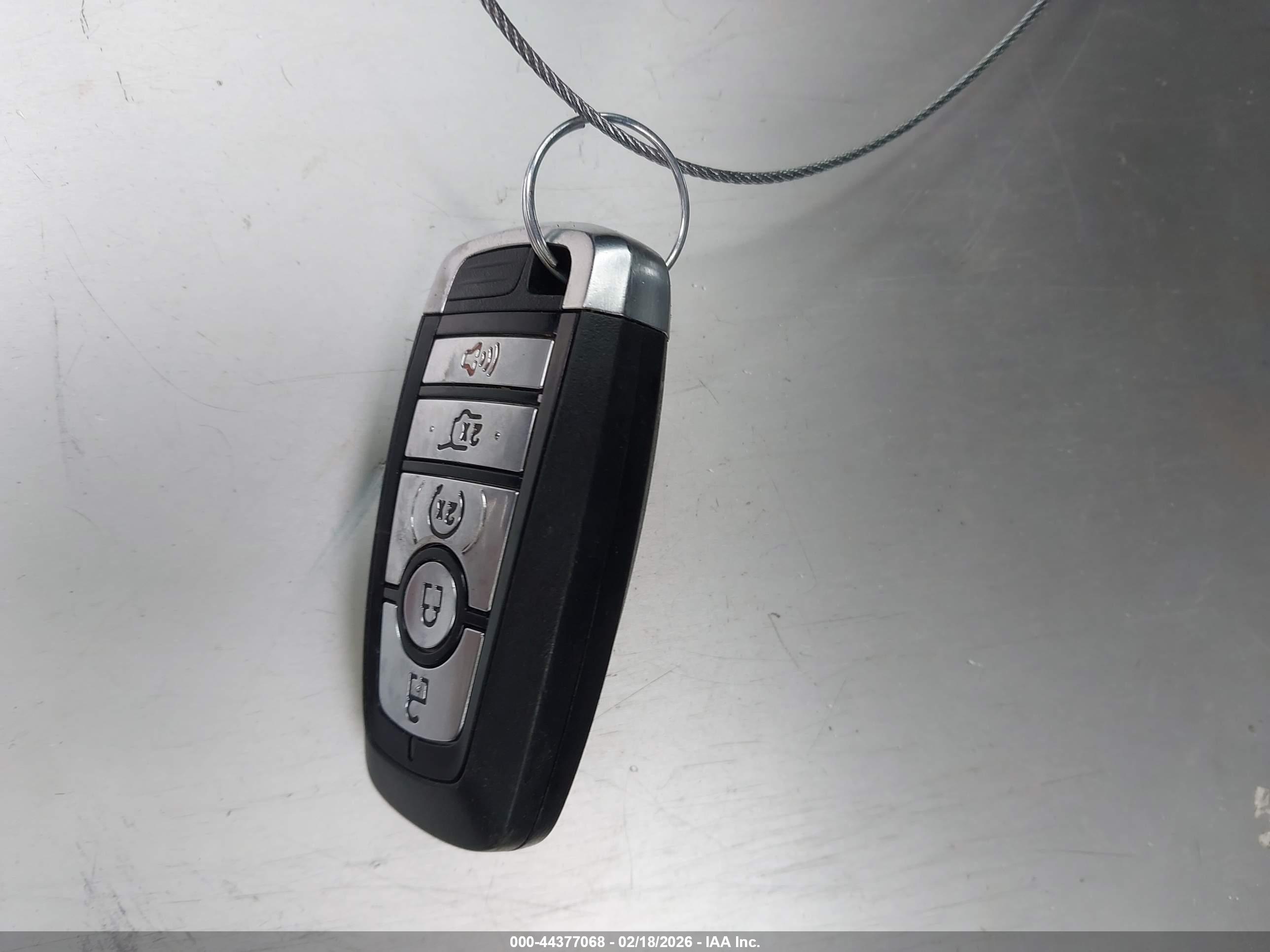 FORD ESCAPE image 11