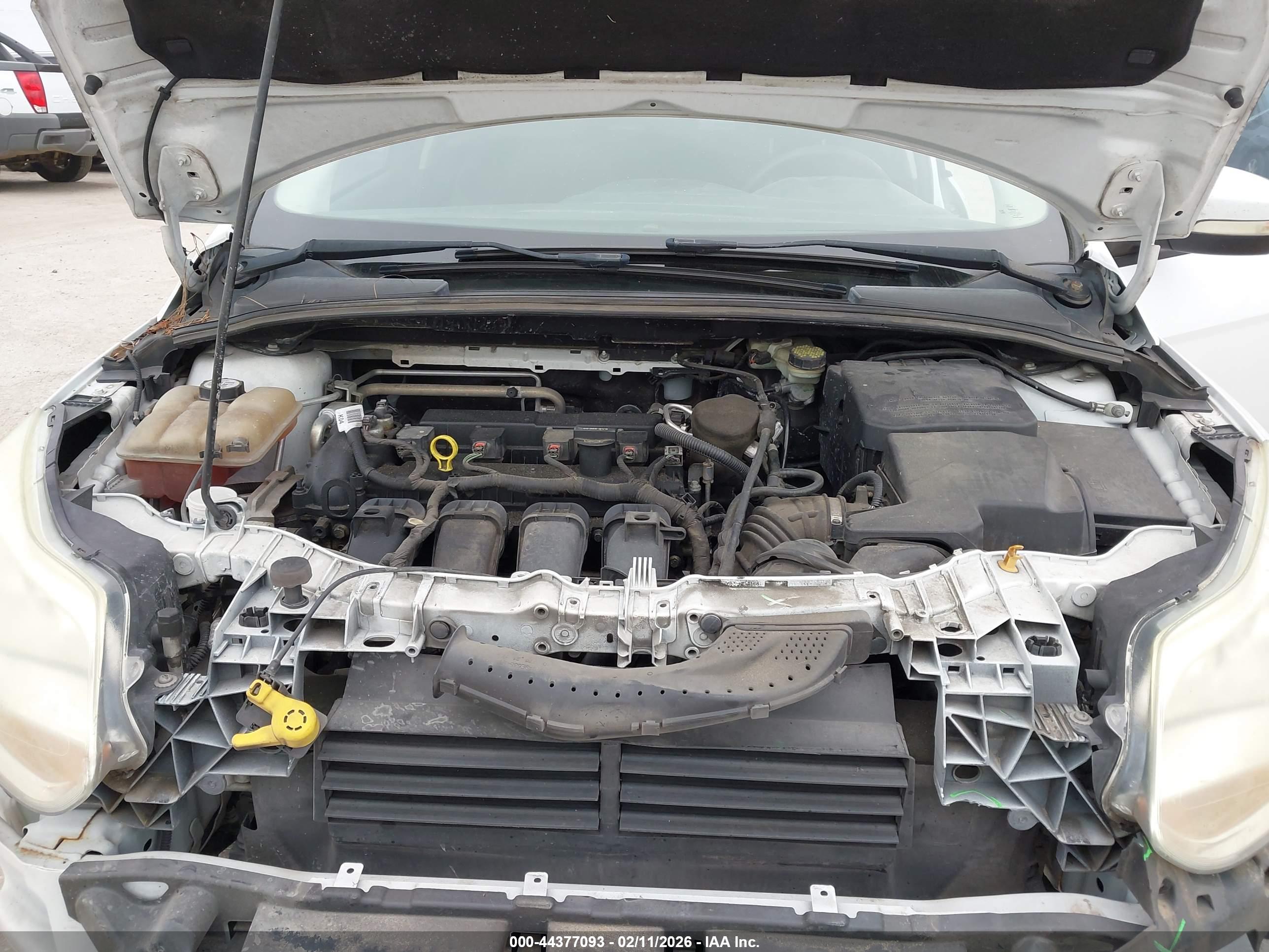 FORD FOCUS image 10