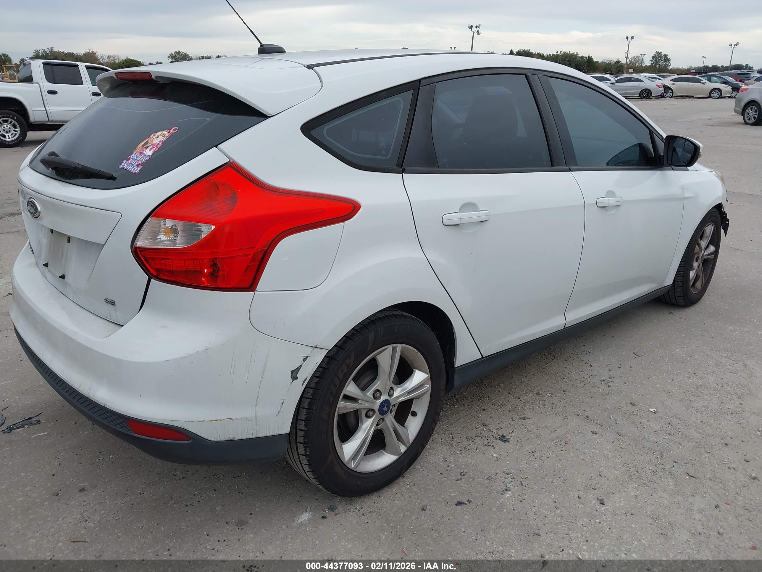 FORD FOCUS image 4