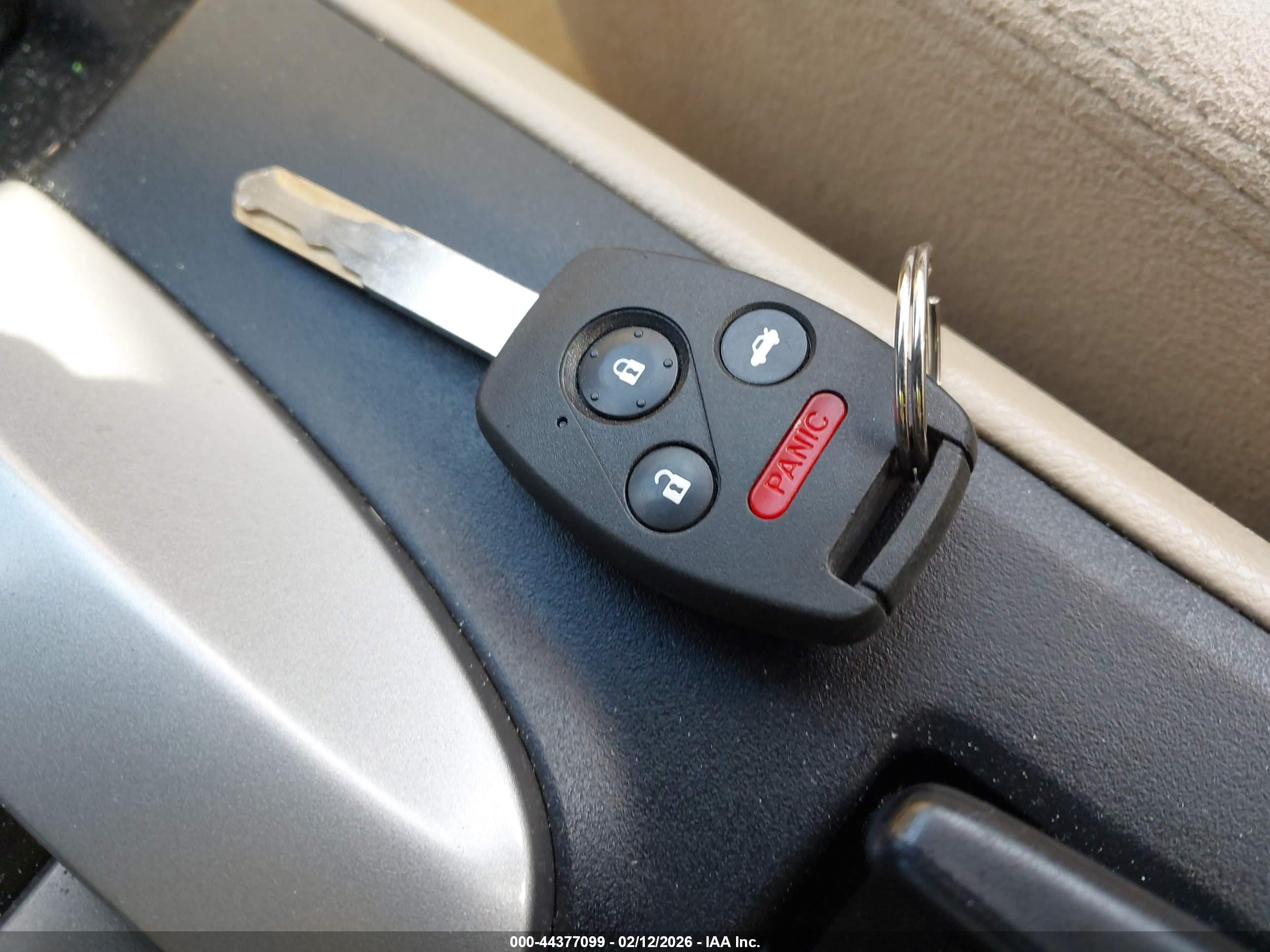 HONDA ACCORD image 11