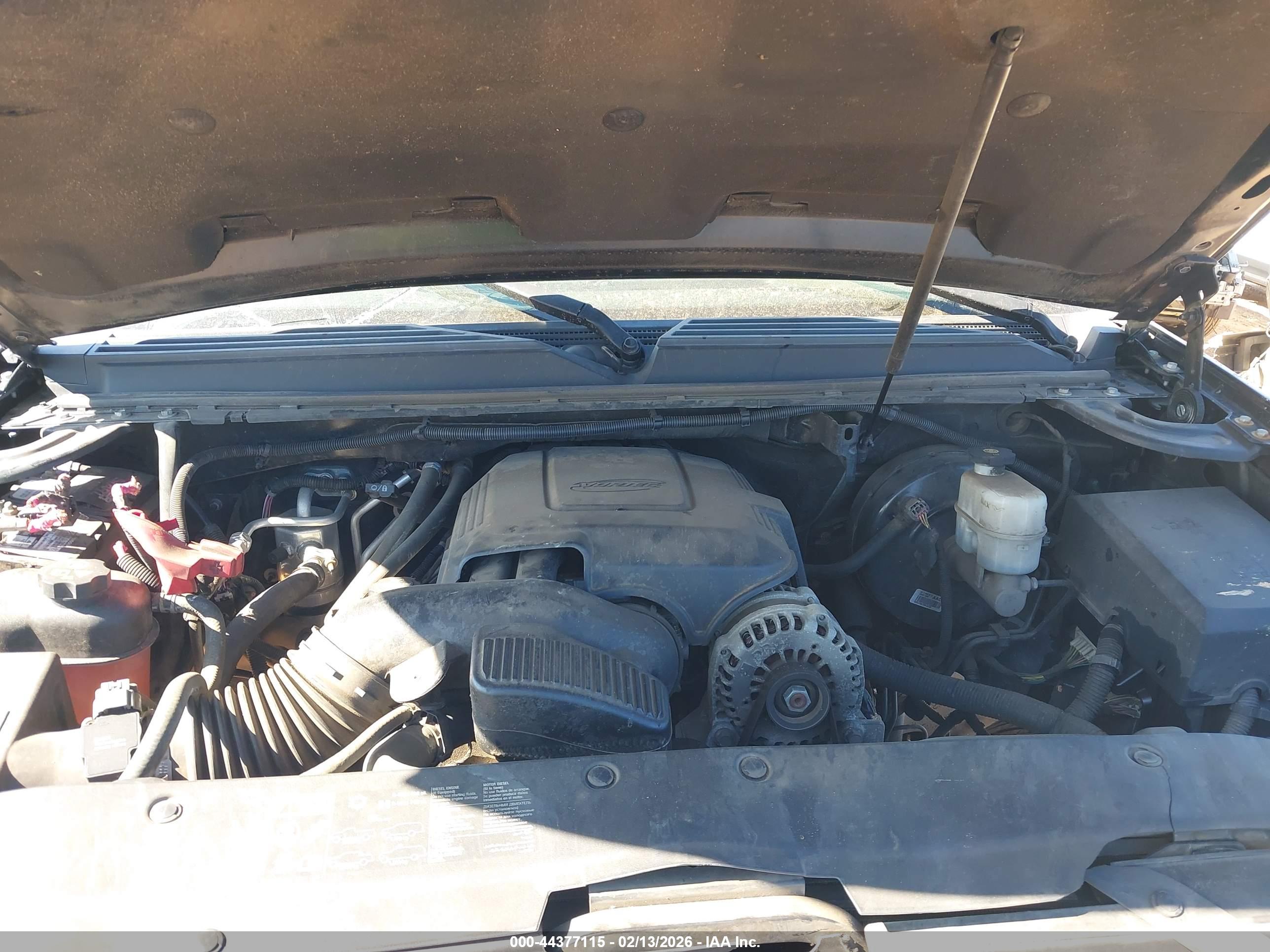 CHEVROLET TAHOE image 10