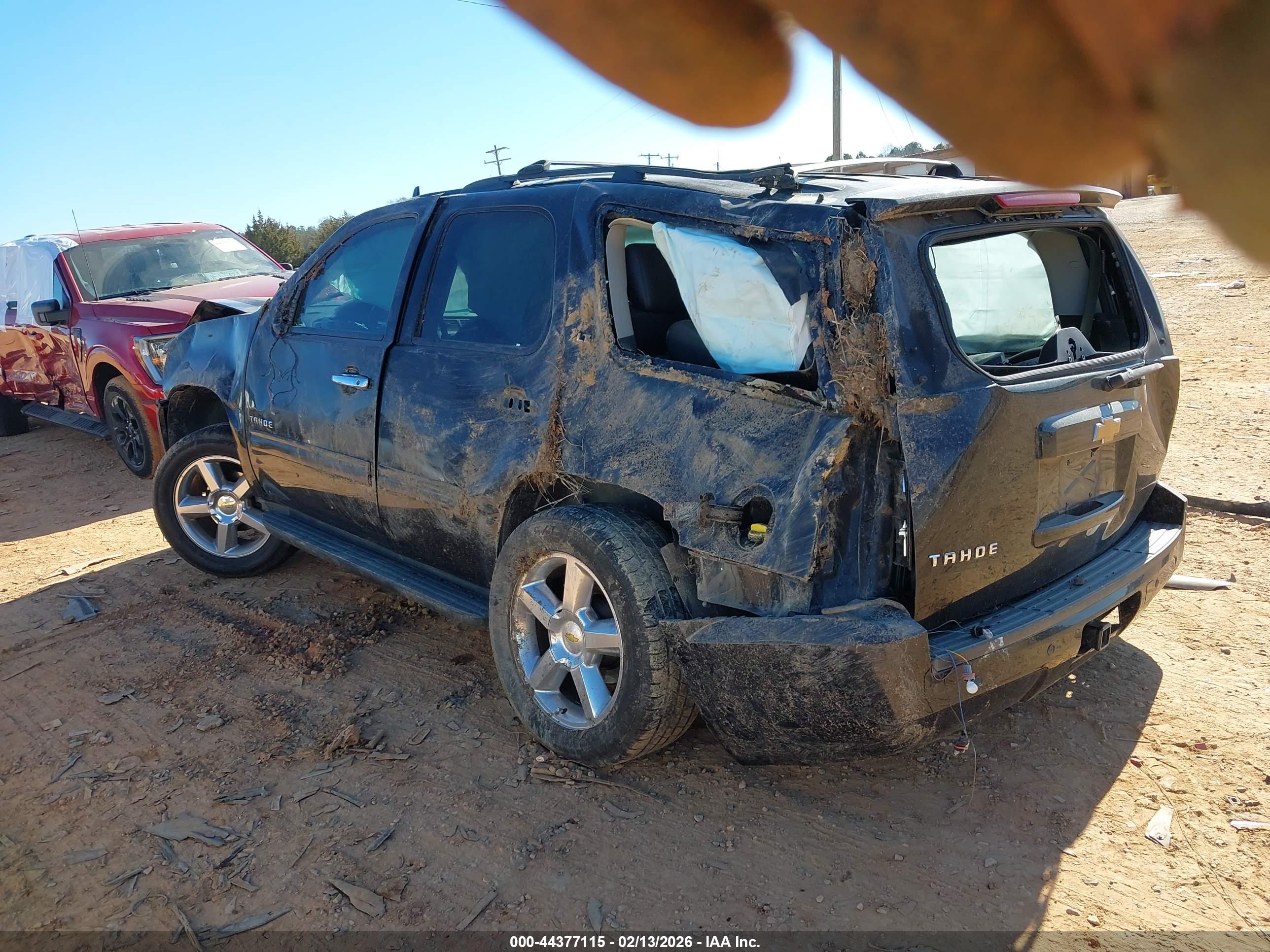 CHEVROLET TAHOE image 3