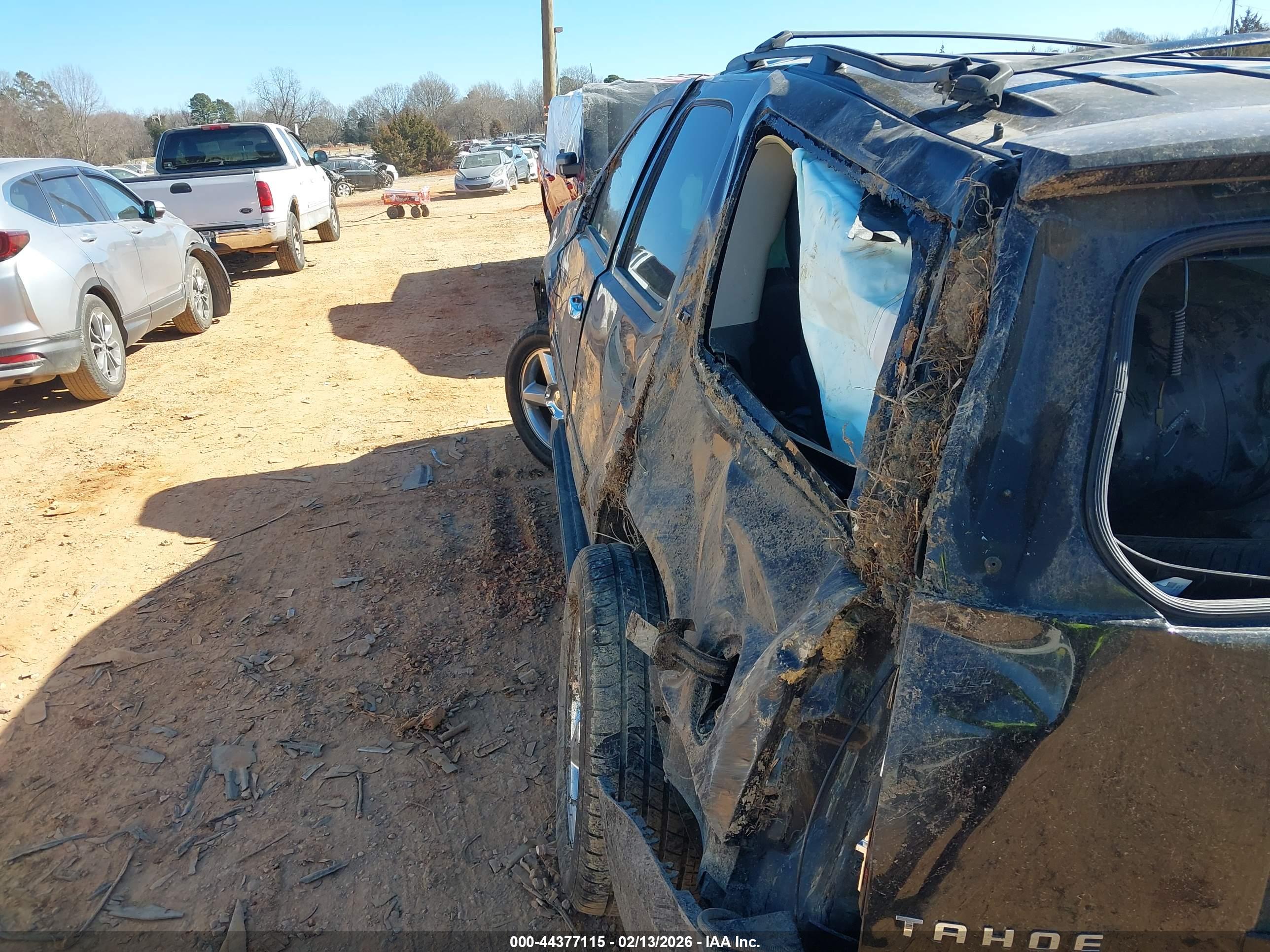 CHEVROLET TAHOE image 6