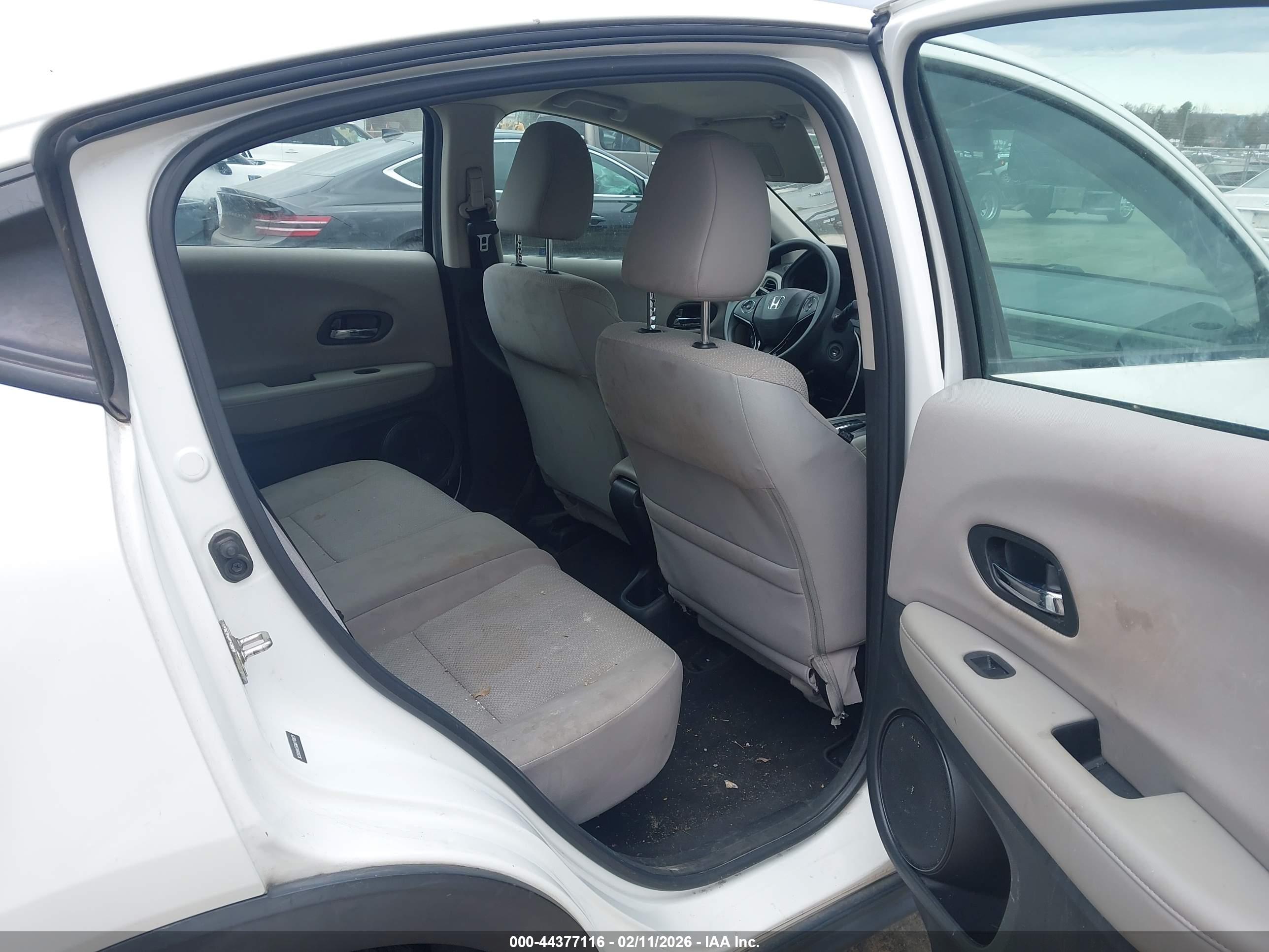 HONDA HR-V image 8