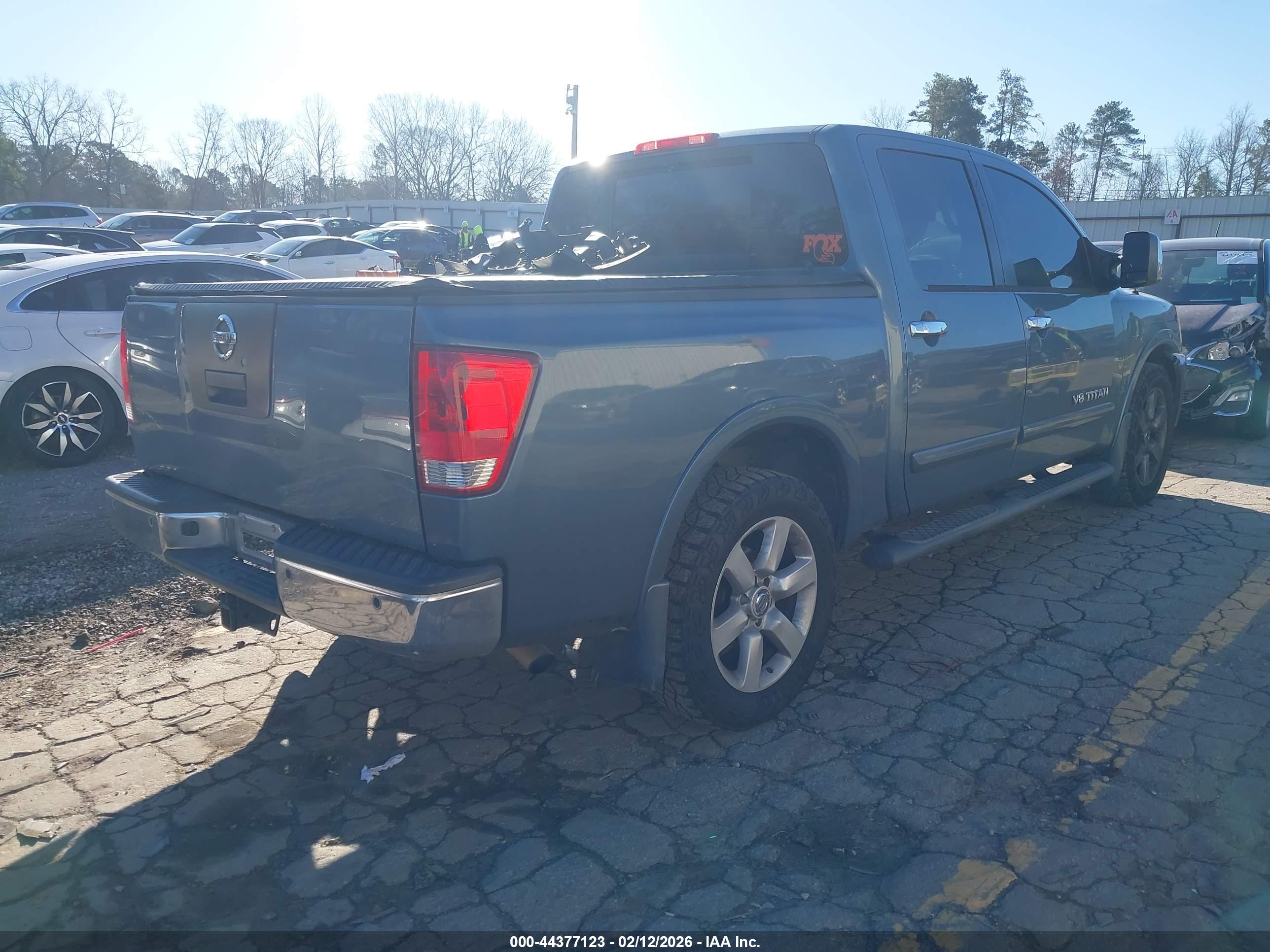 NISSAN TITAN image 4