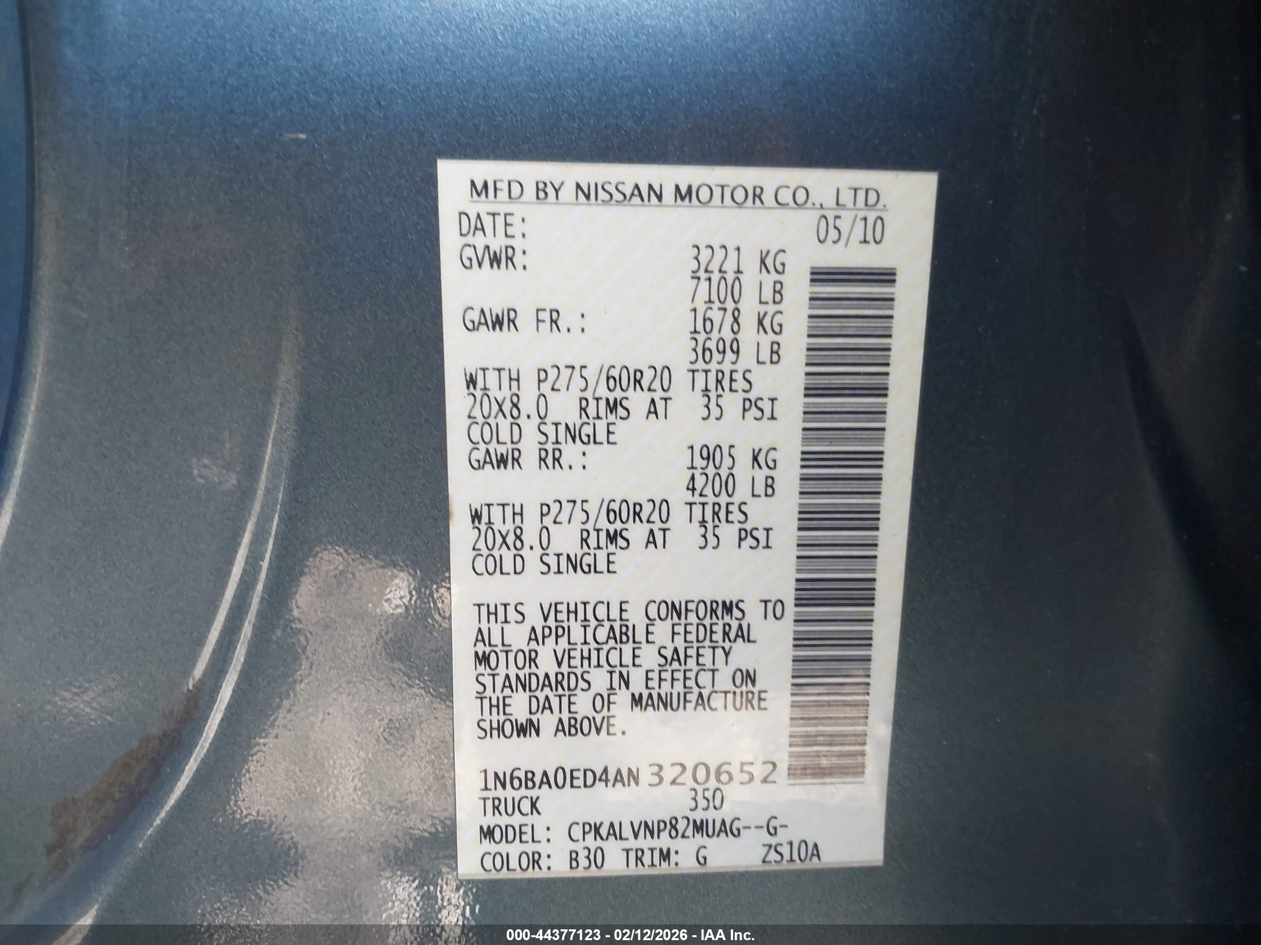 NISSAN TITAN image 9