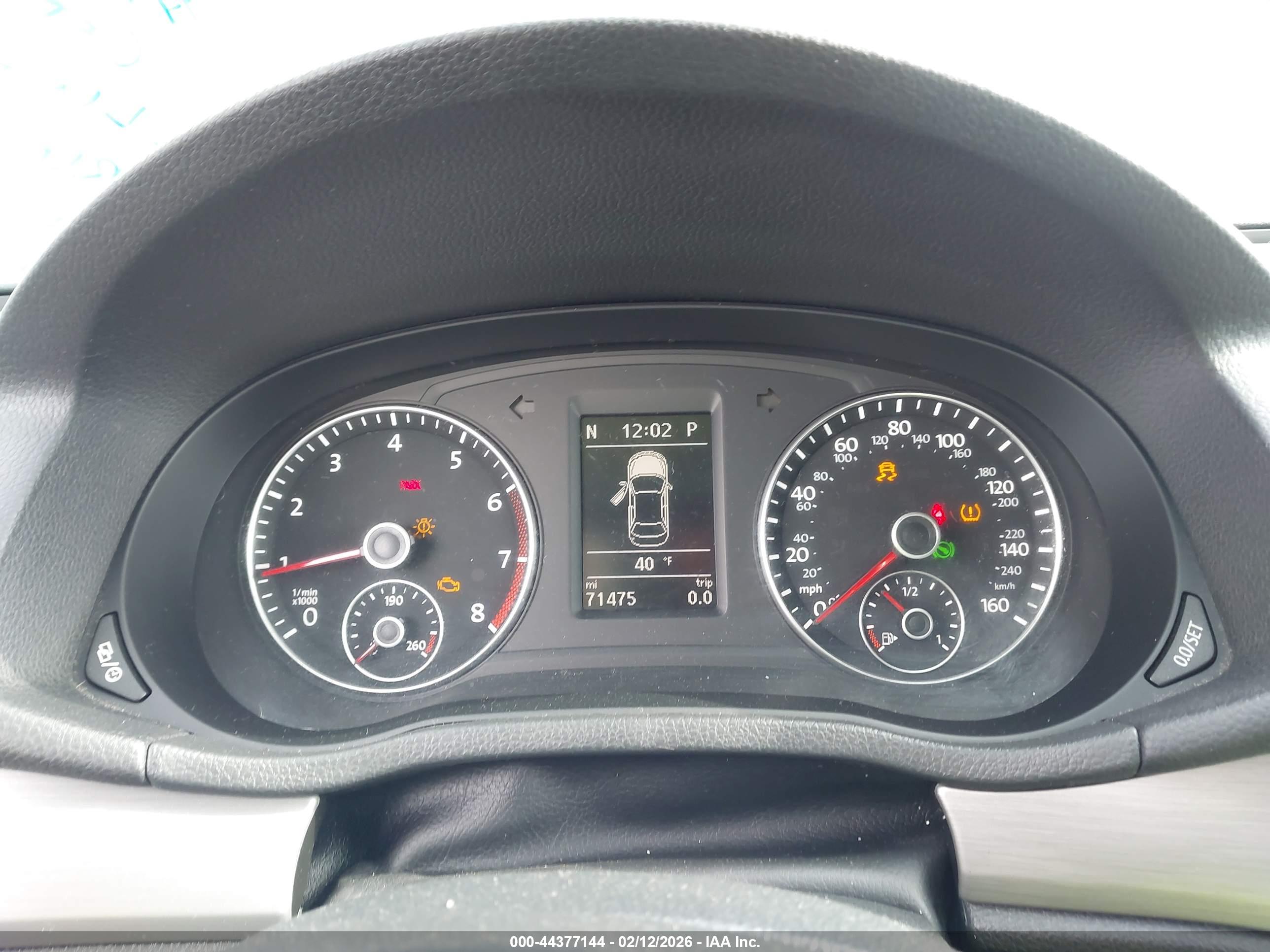 VOLKSWAGEN PASSAT image 7