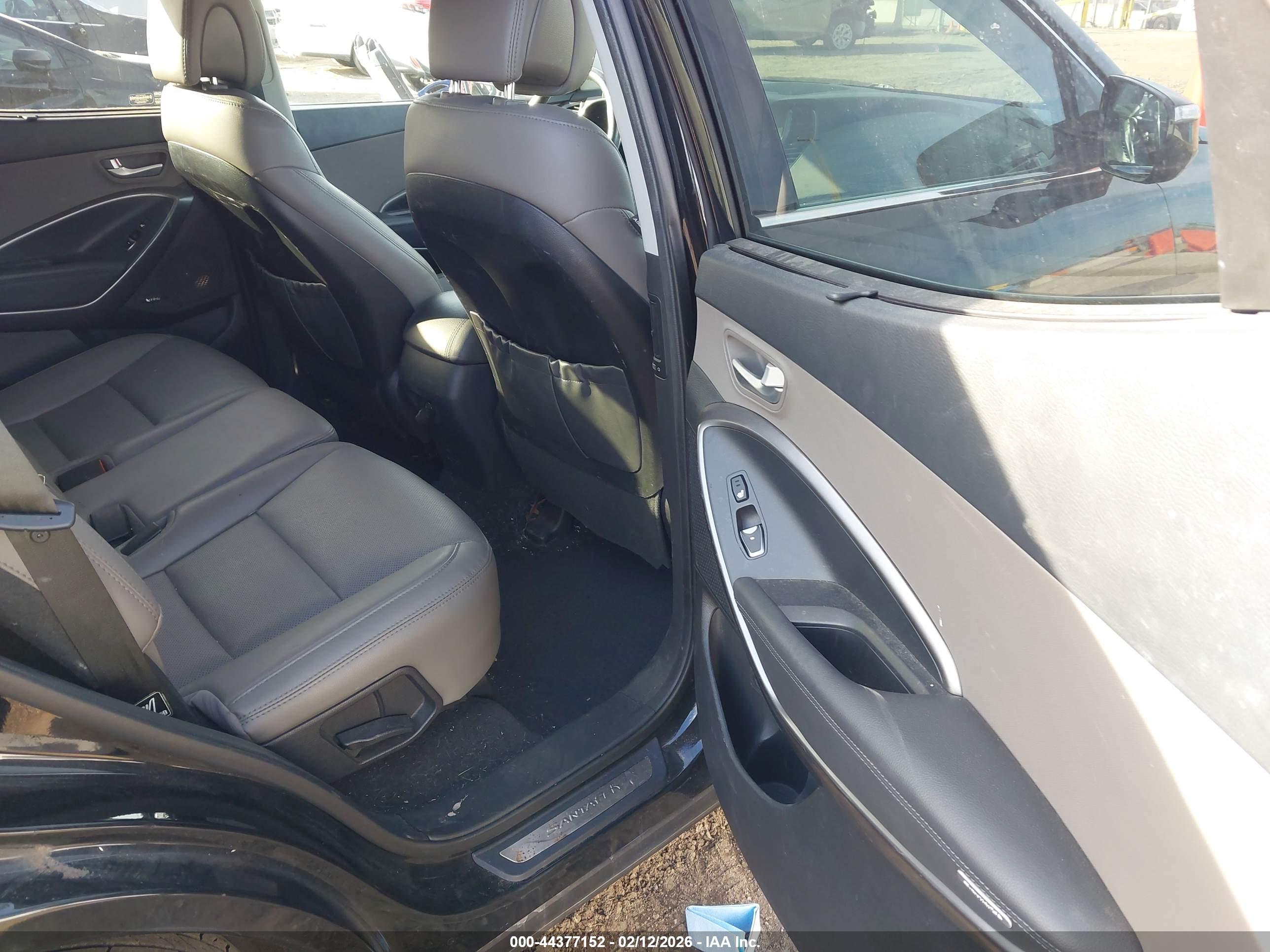 HYUNDAI SANTA image 8
