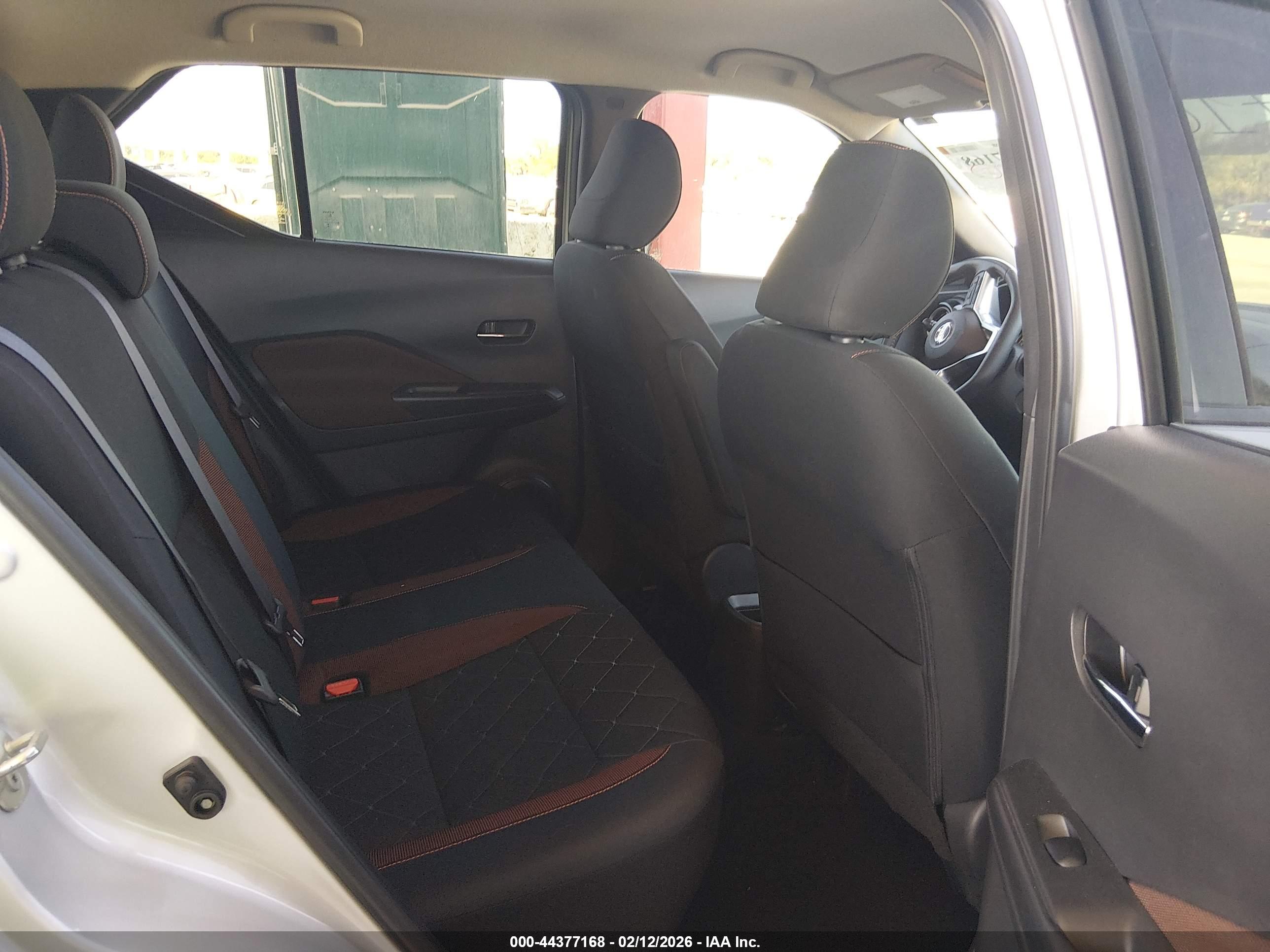NISSAN KICKS image 8