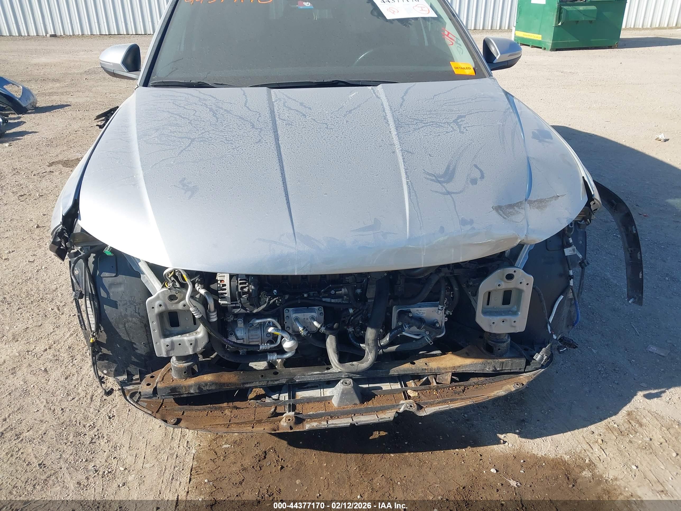 HYUNDAI TUCSON image 6