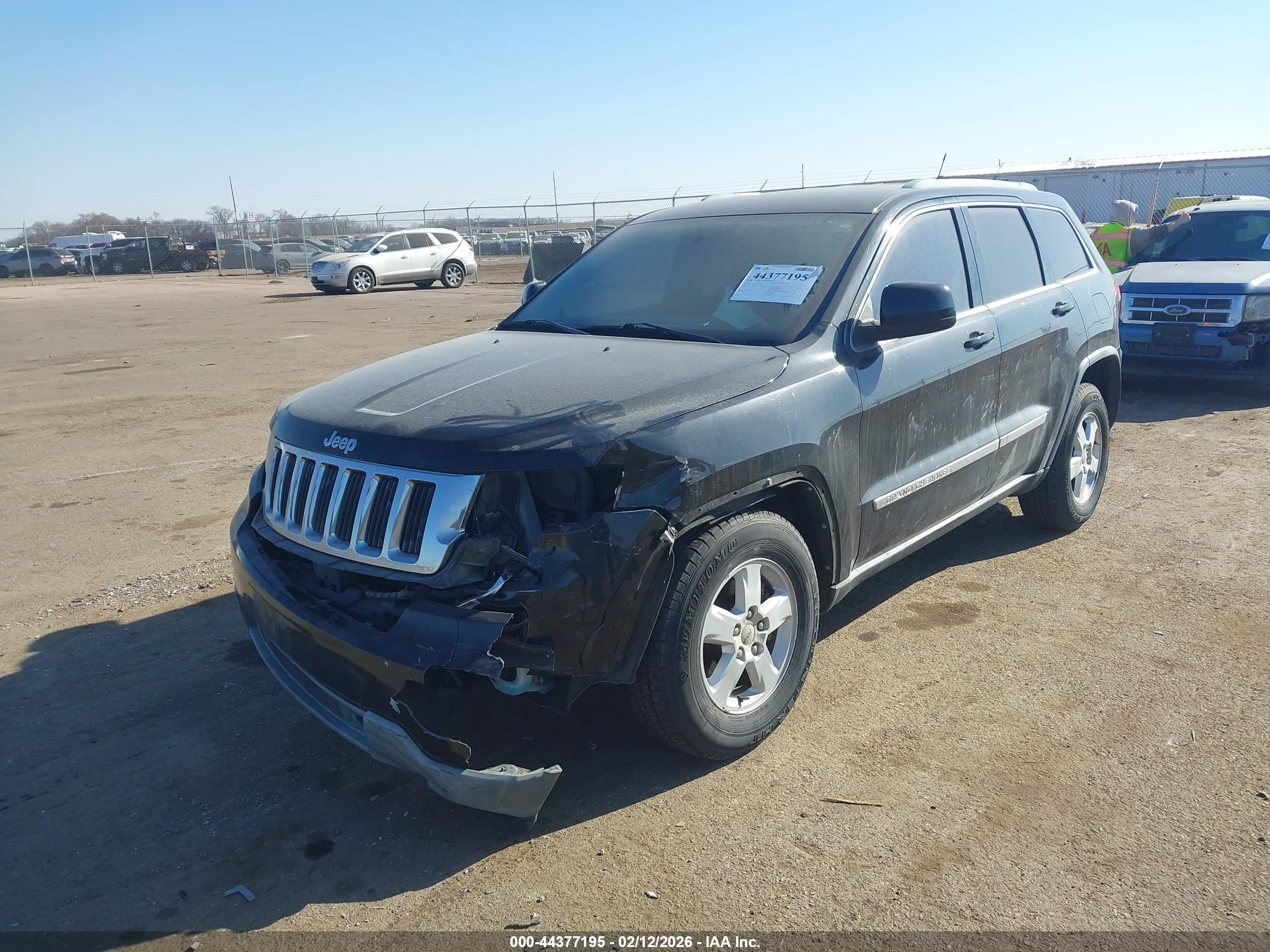 JEEP GRAND image 2