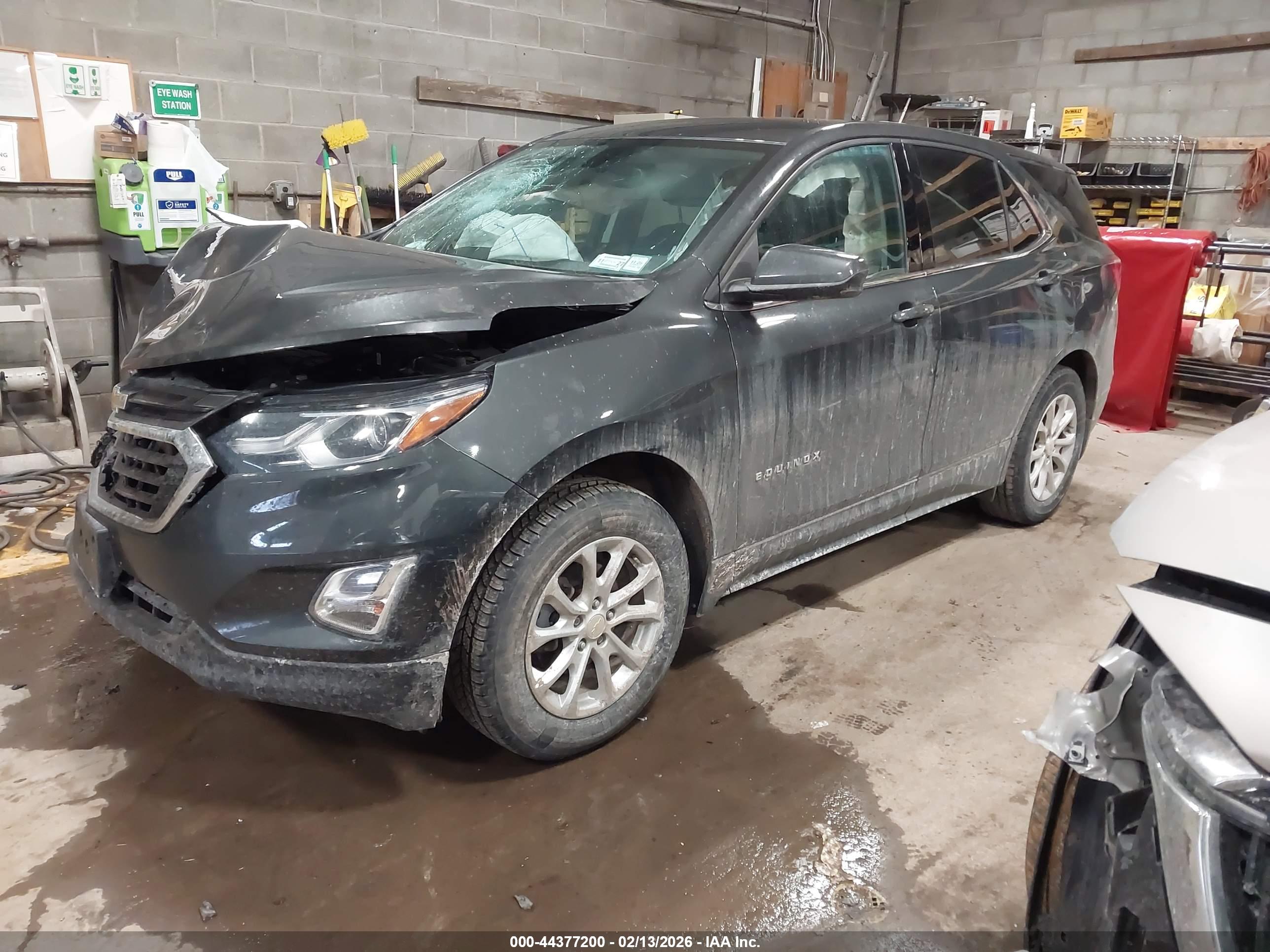 CHEVROLET EQUINOX image 2