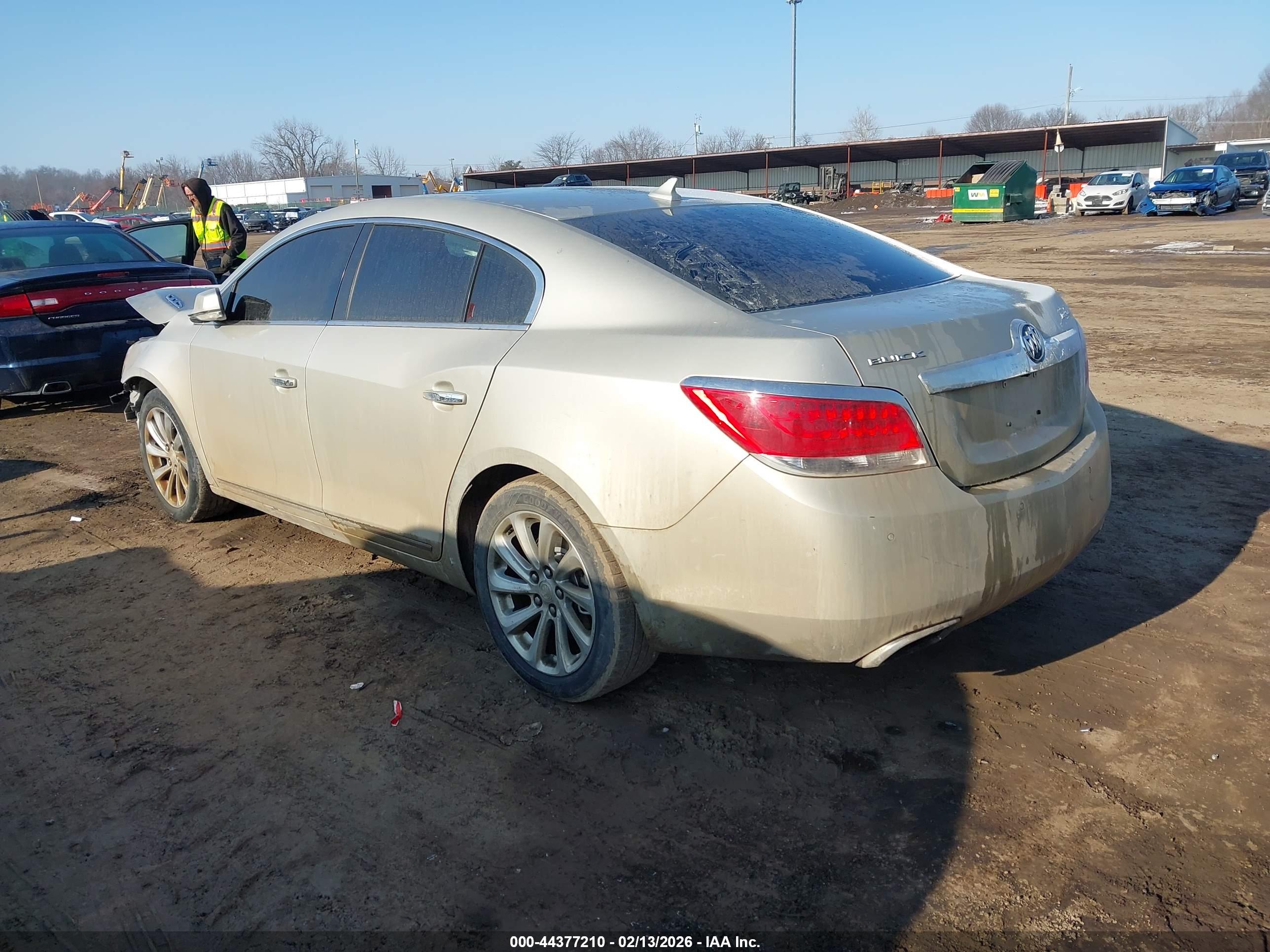 BUICK LACROSSE image 3