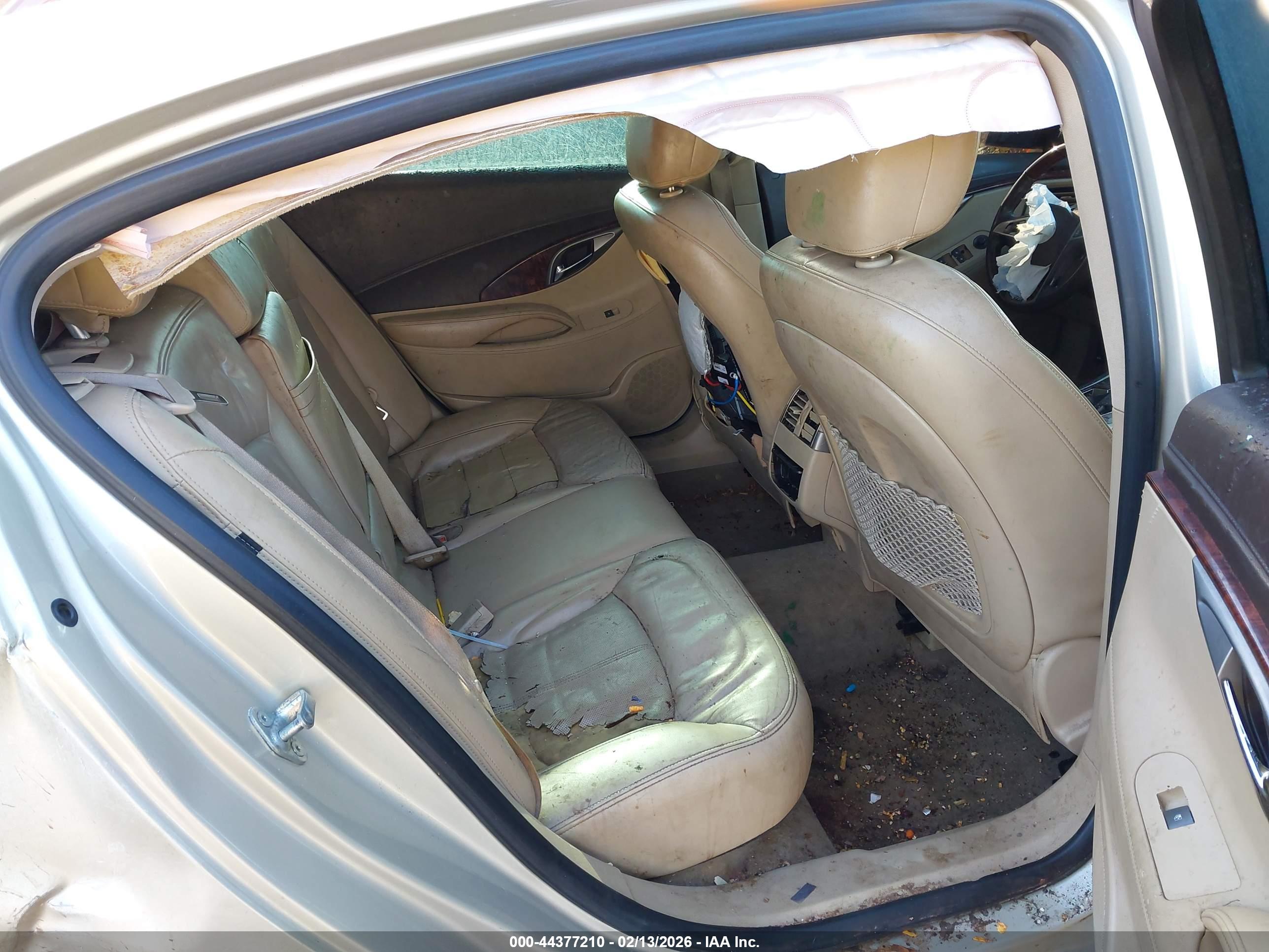 BUICK LACROSSE image 8