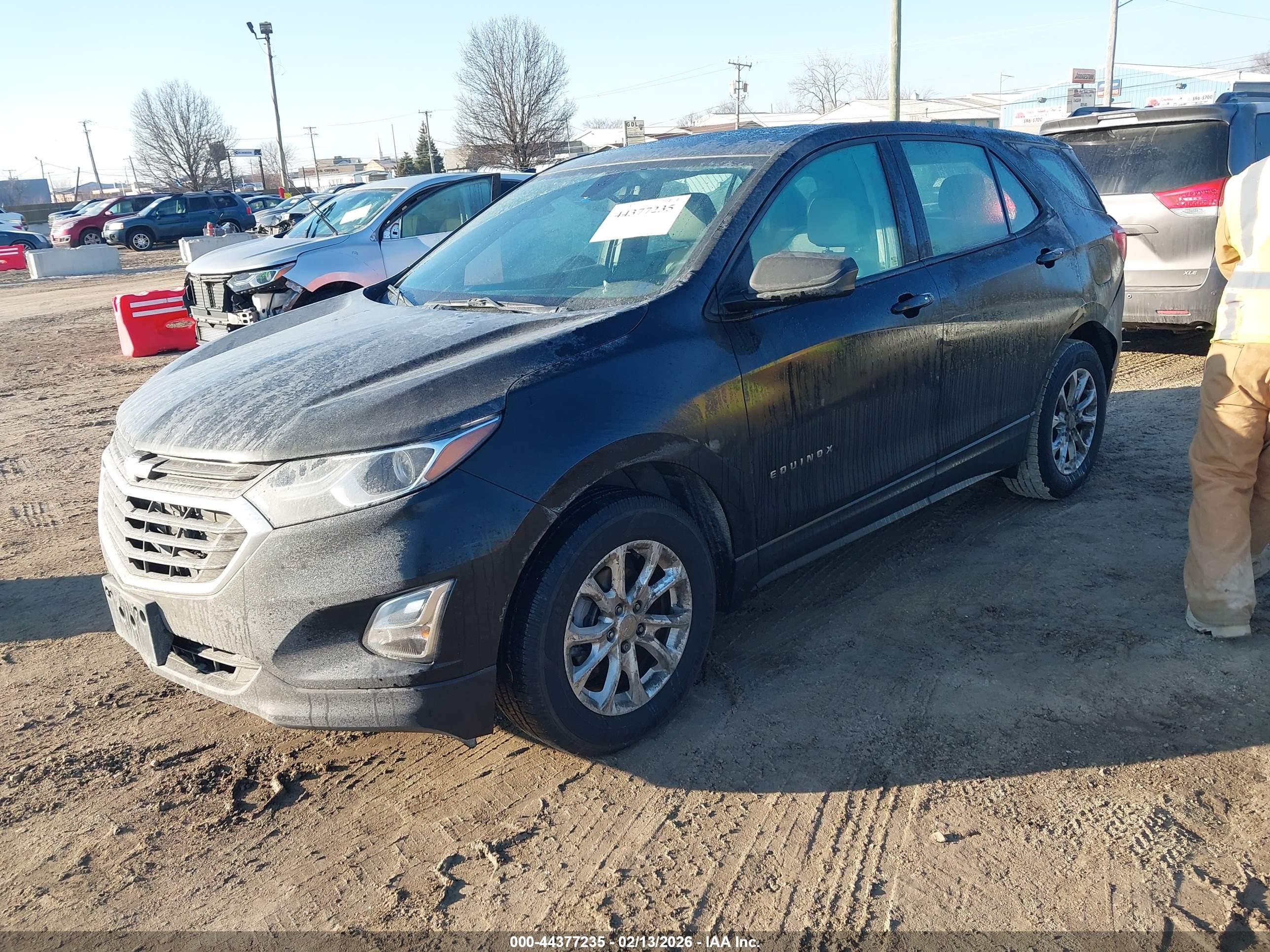 CHEVROLET EQUINOX image 2