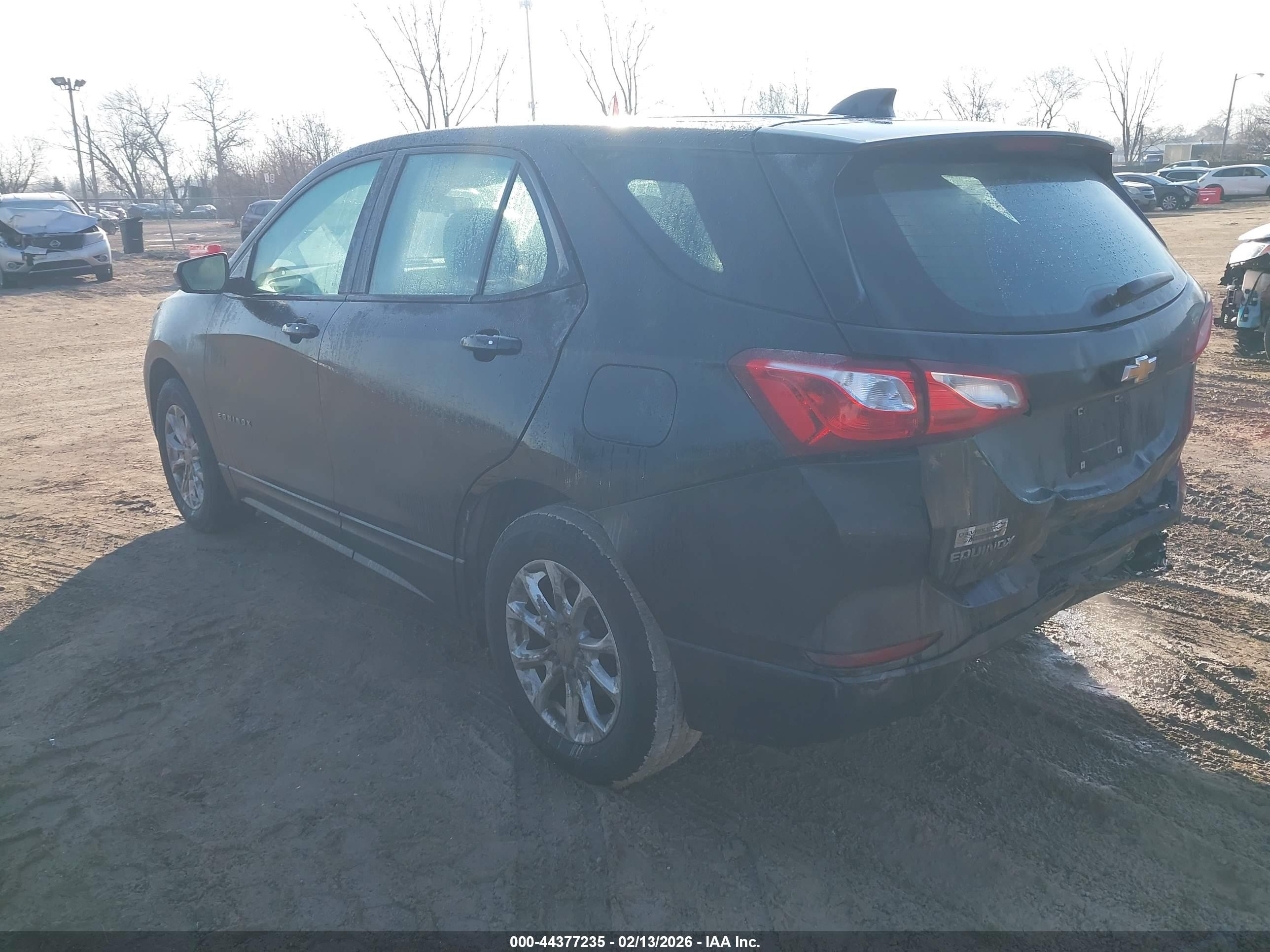 CHEVROLET EQUINOX image 3