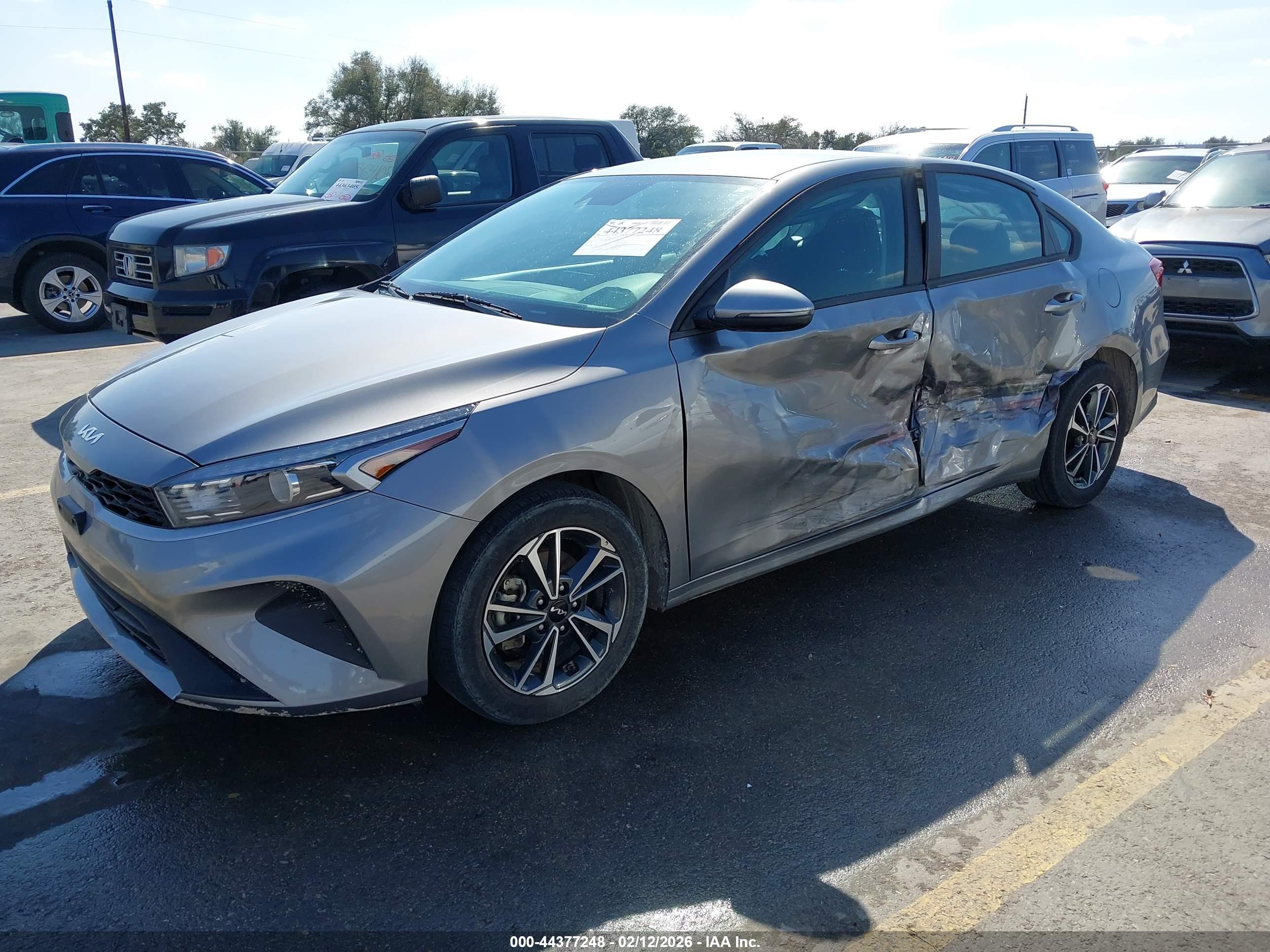 KIA FORTE image 2