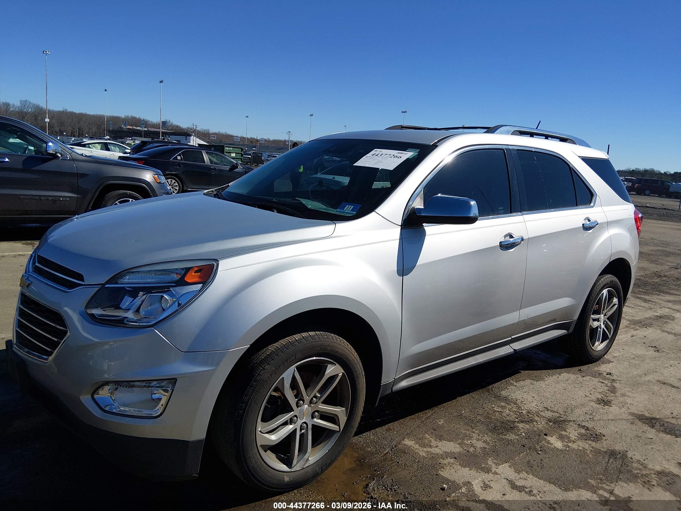 CHEVROLET EQUINOX image 2