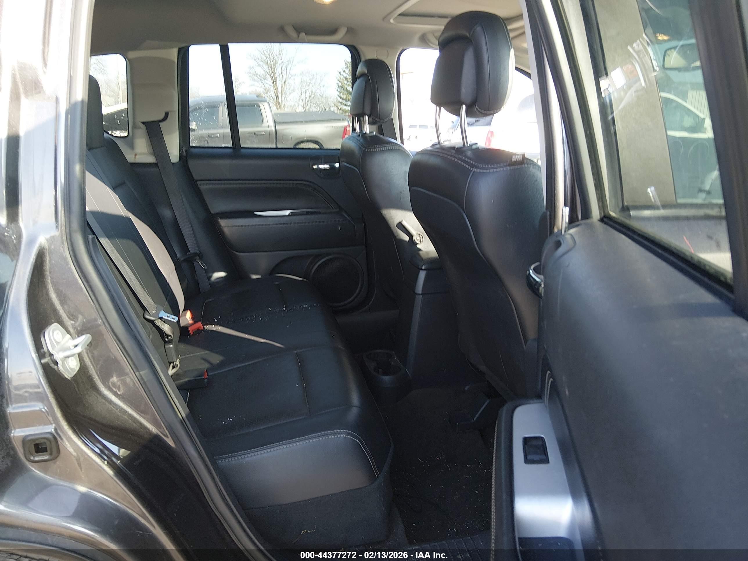 JEEP COMPASS image 8