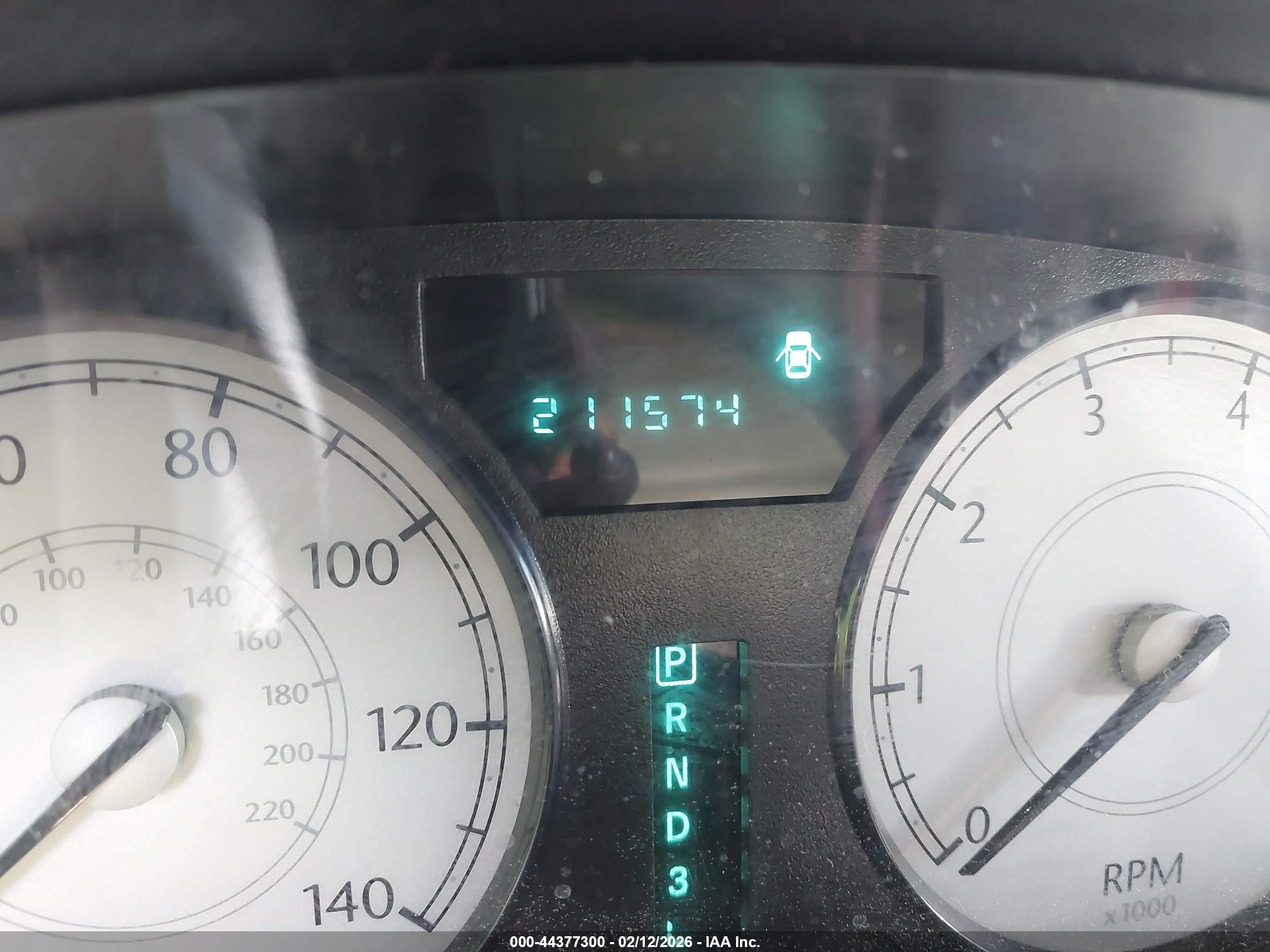 CHRYSLER 300 image 7