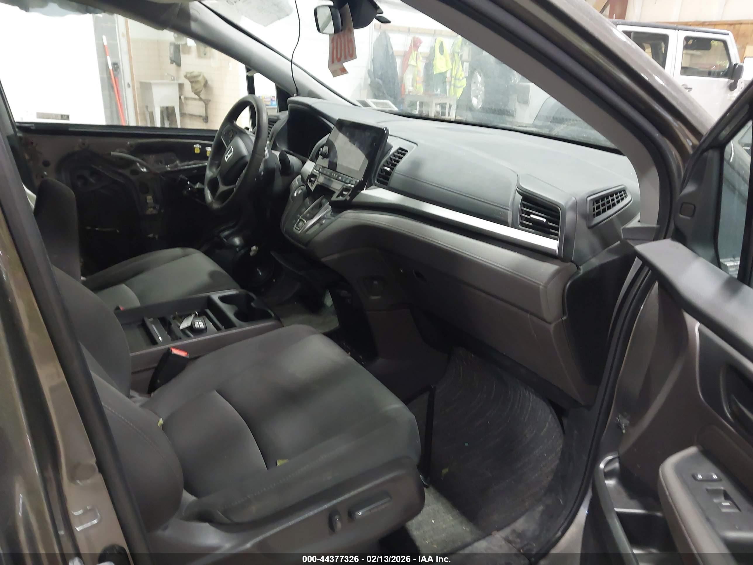 HONDA ODYSSEY image 5