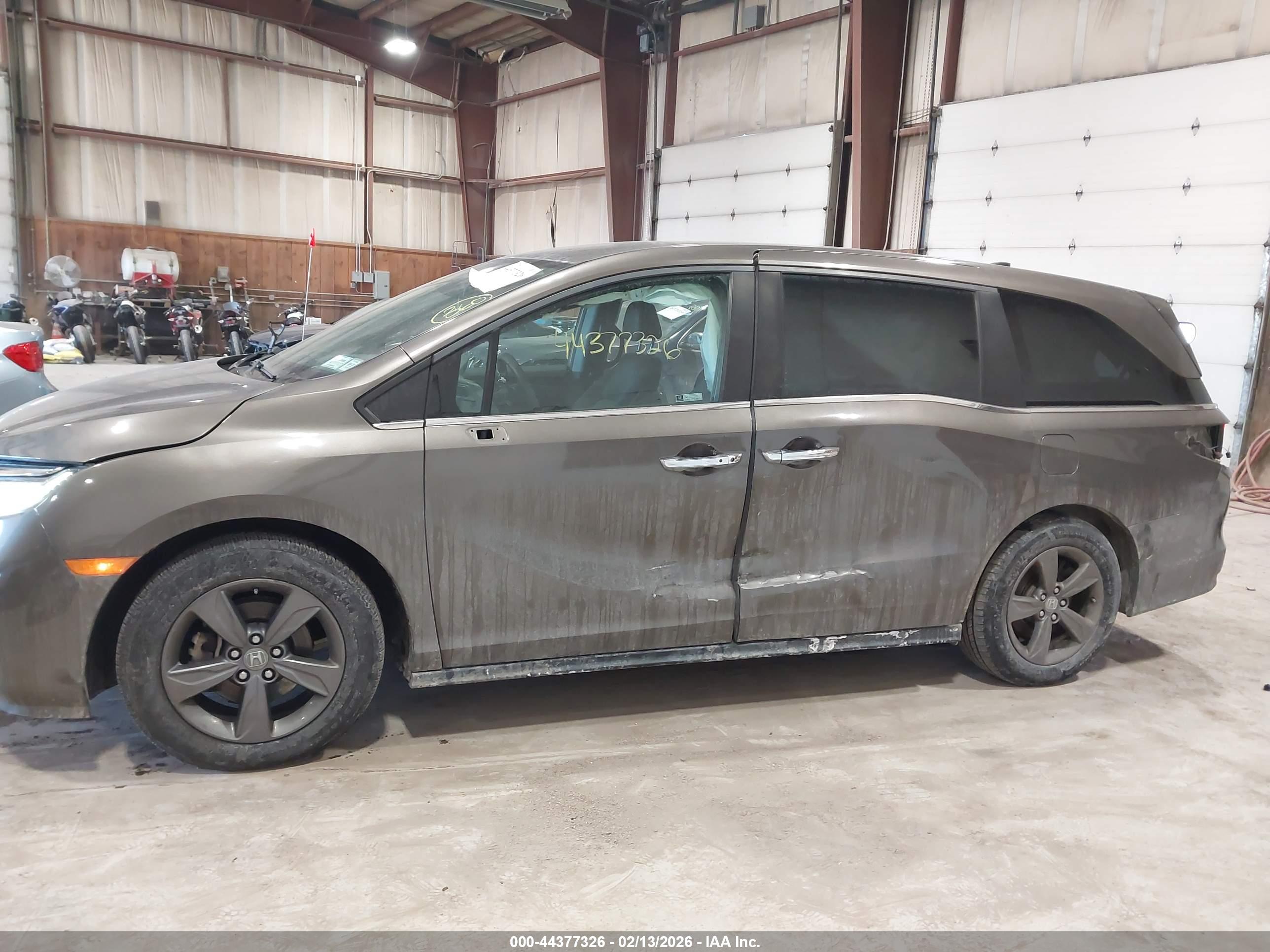 HONDA ODYSSEY image 6